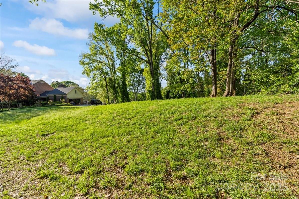 1618 Heatherloch Drive Property Photo 16