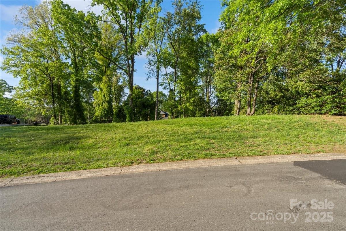 1618 Heatherloch Drive Property Photo 17