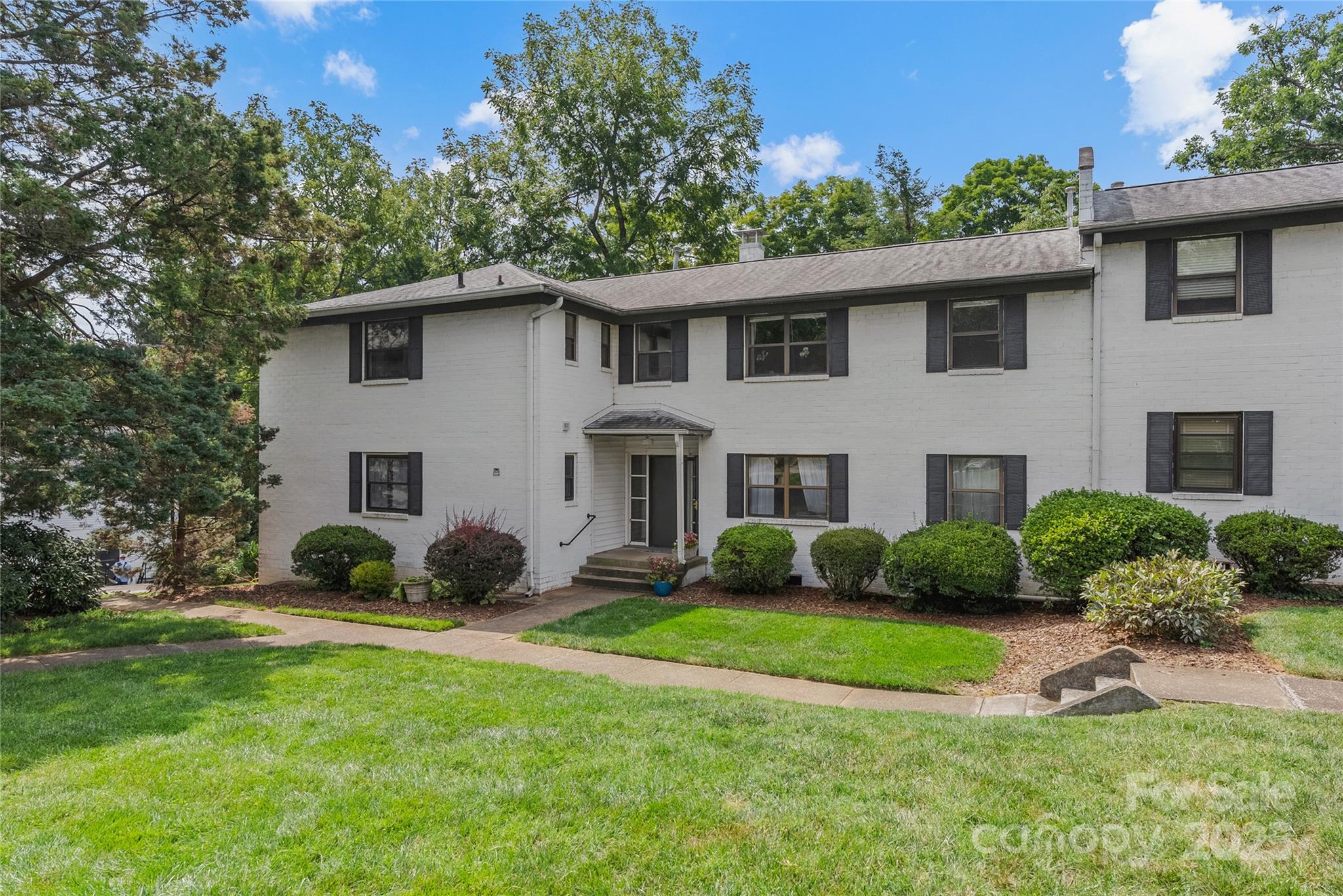 615 Biltmore Avenue F1 Property Photo 1