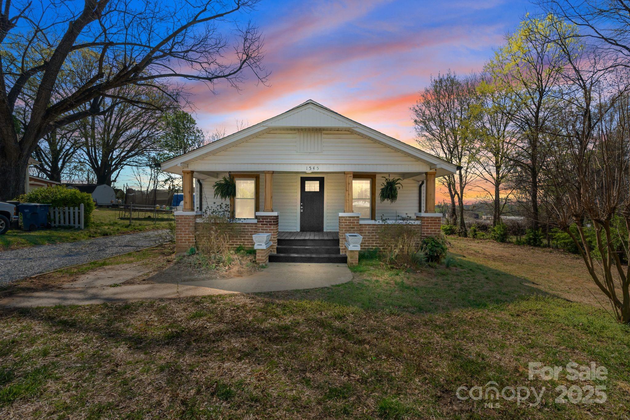 1545 7th Avenue Drive Property Photo