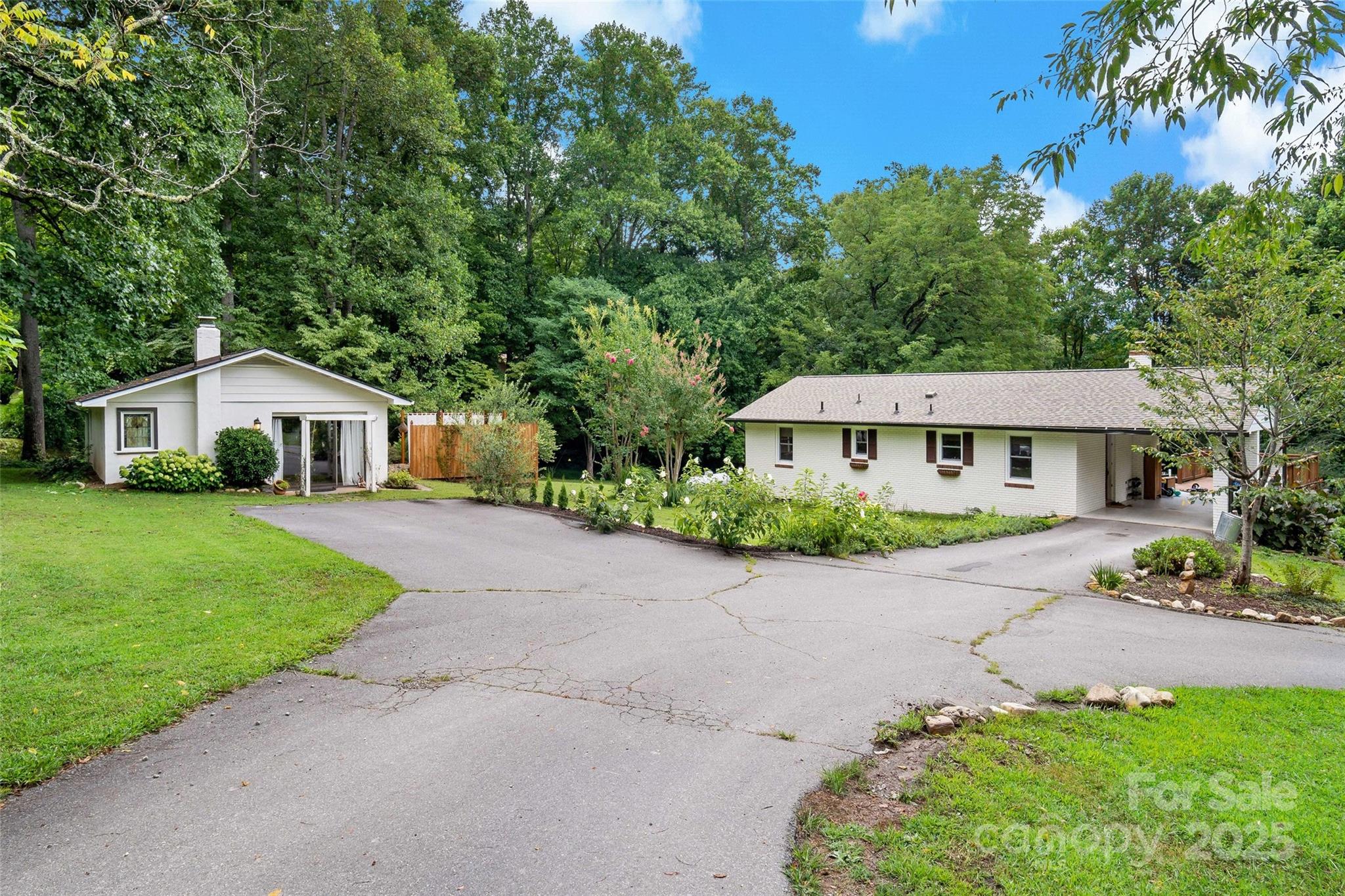 570 Brandon Road Property Photo 1