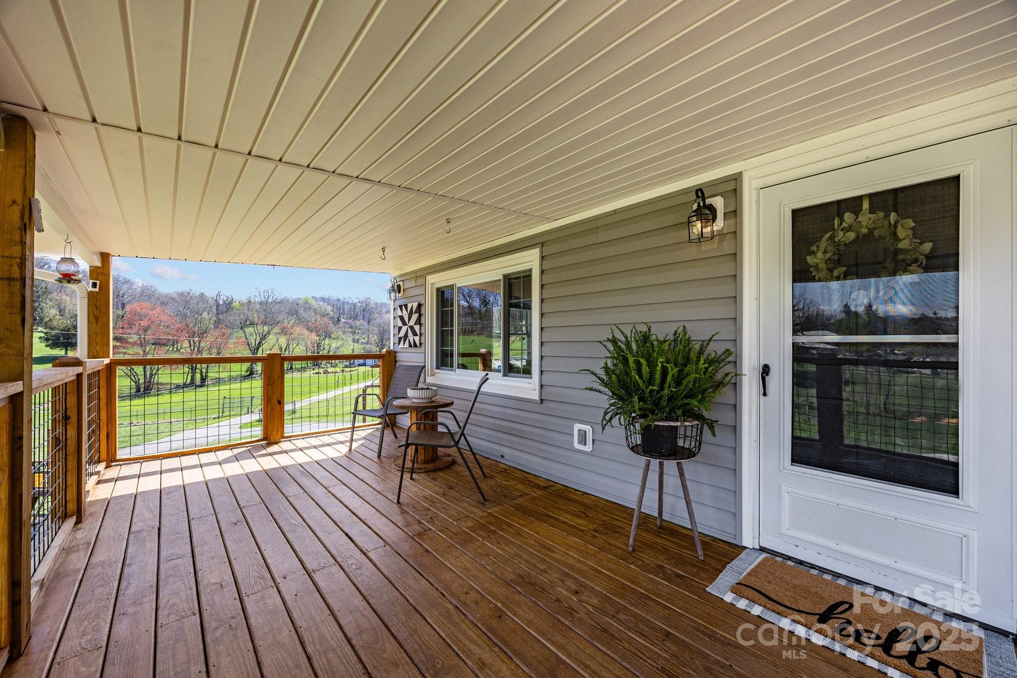 15 Ravenwood Ridge Property Photo 5