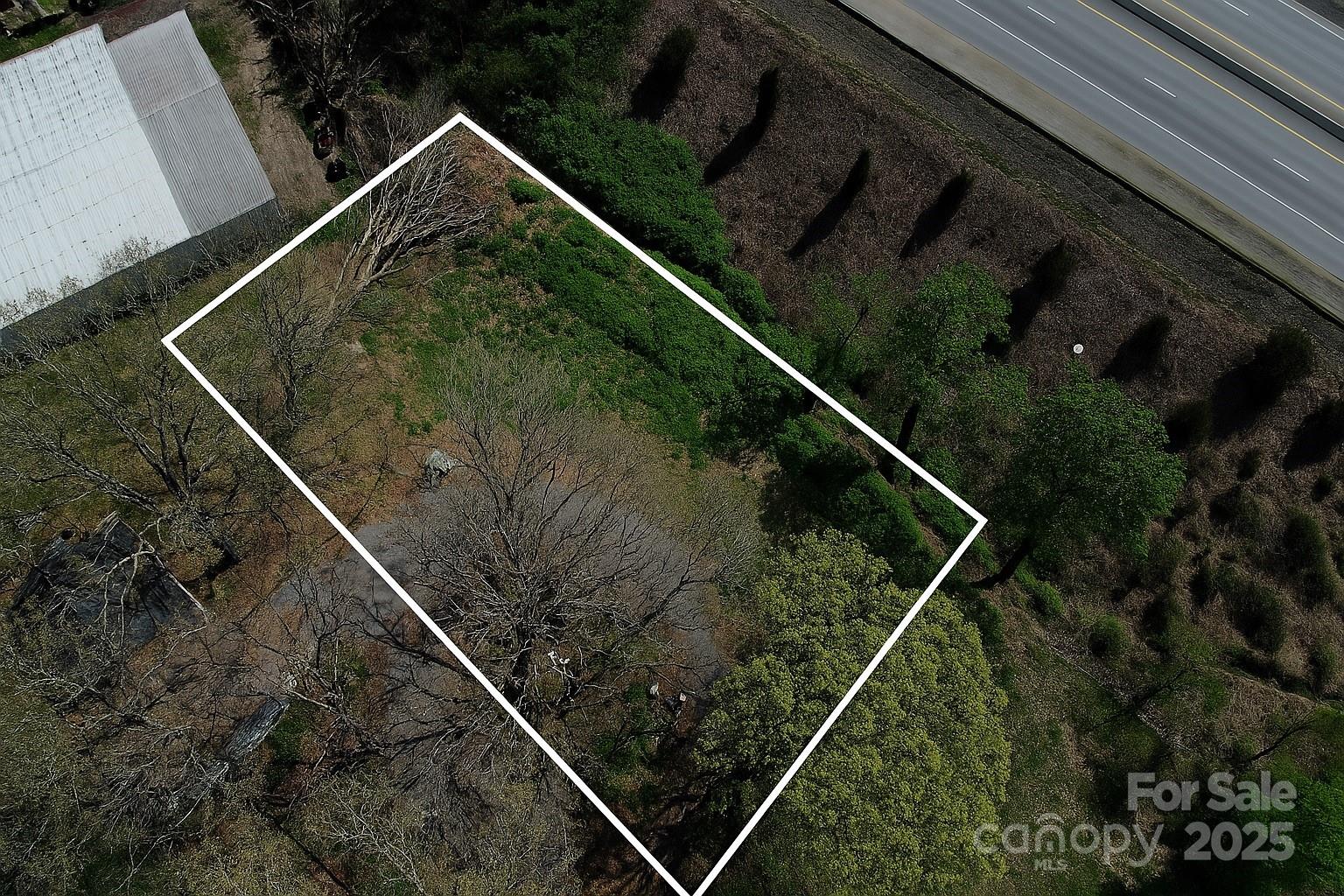 99999 Thole Street Property Photo 3