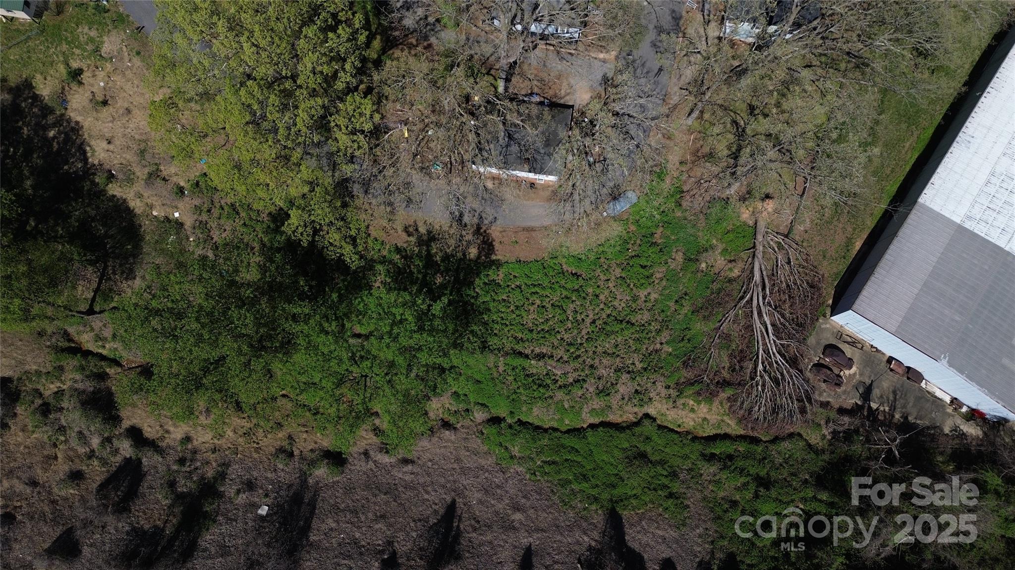 99999 Thole Street Property Photo 5