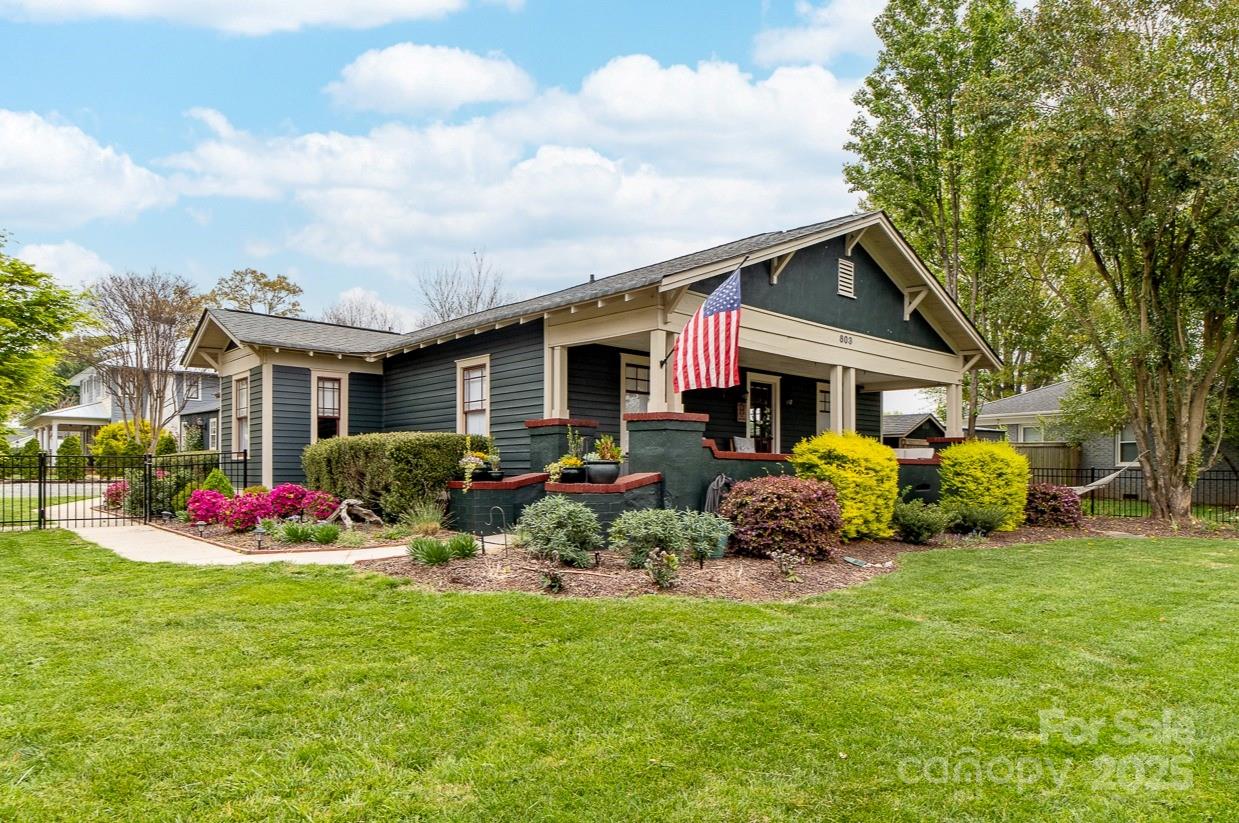 803 Catawba Street Property Photo