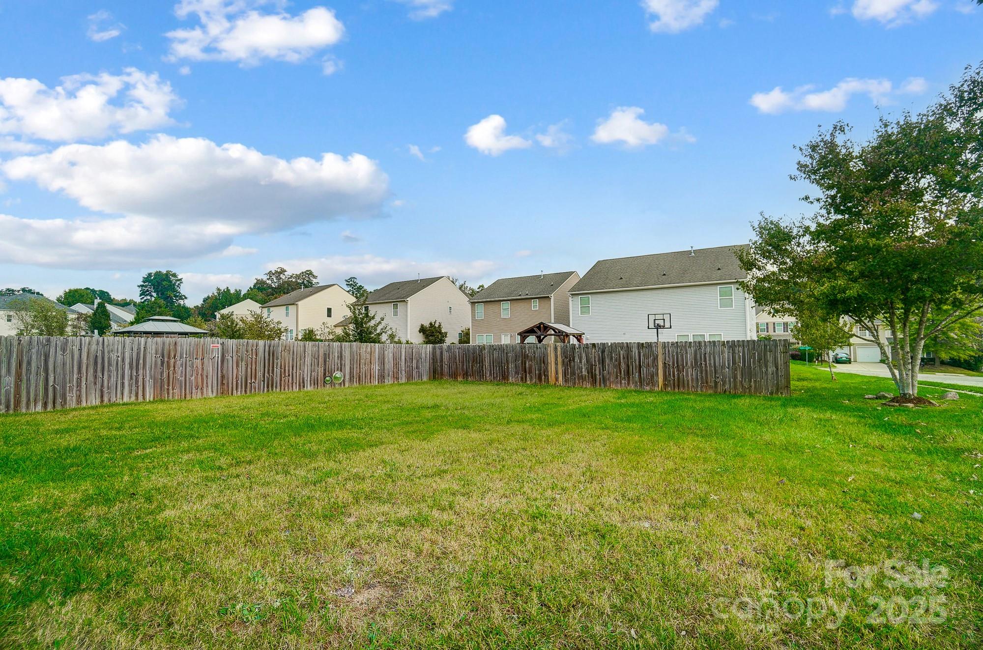 9704 Cayenne Drive Property Photo 41