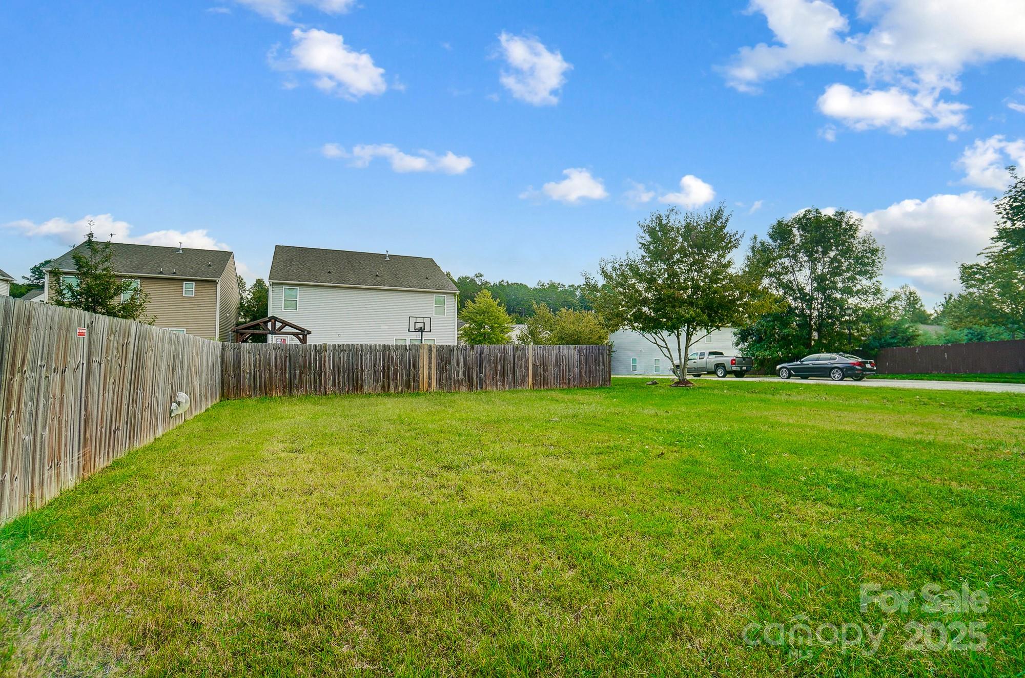 9704 Cayenne Drive Property Photo 42