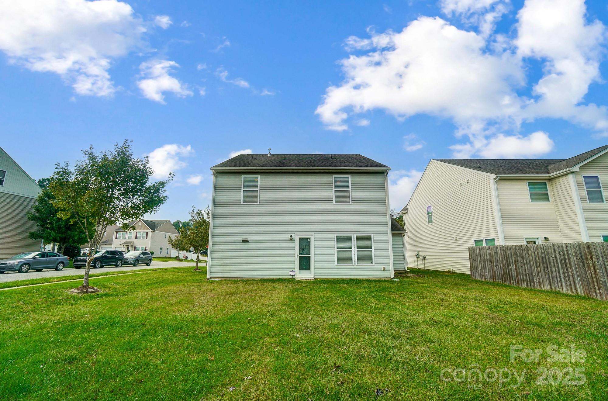 9704 Cayenne Drive Property Photo 44
