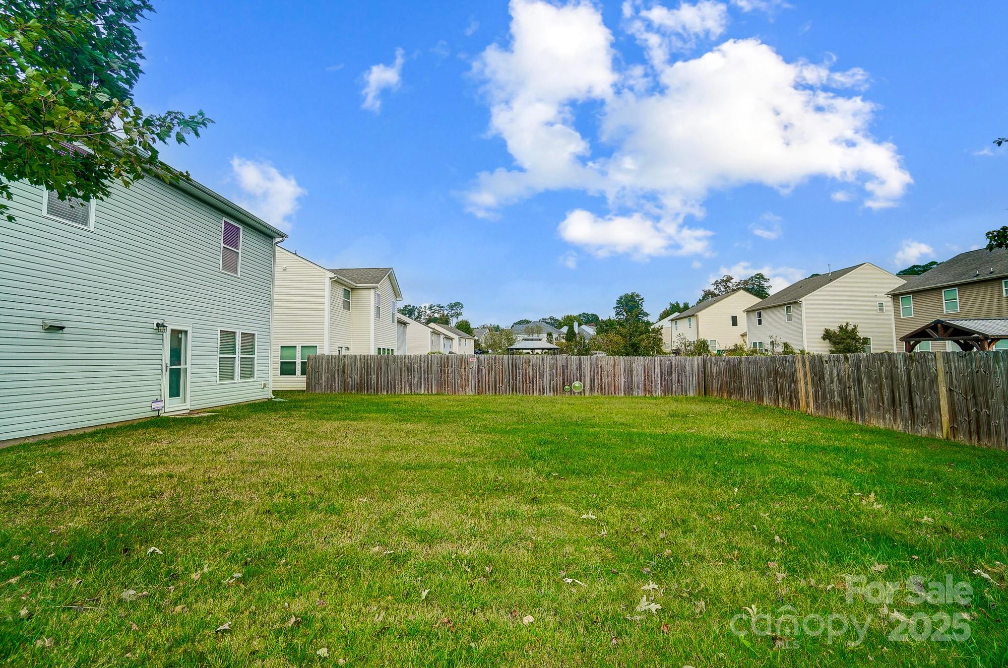 9704 Cayenne Drive Property Photo 46