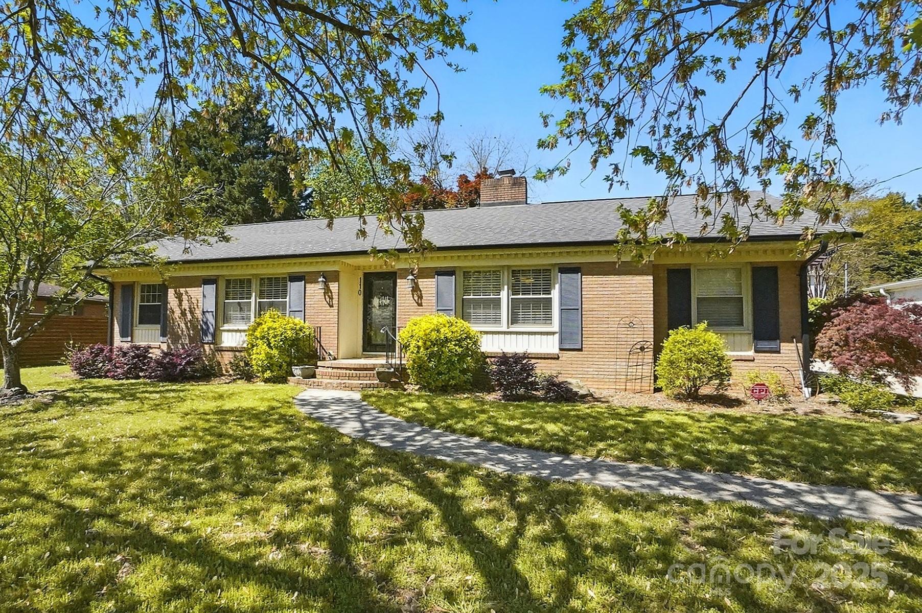 110 Tanglewood Drive Property Photo