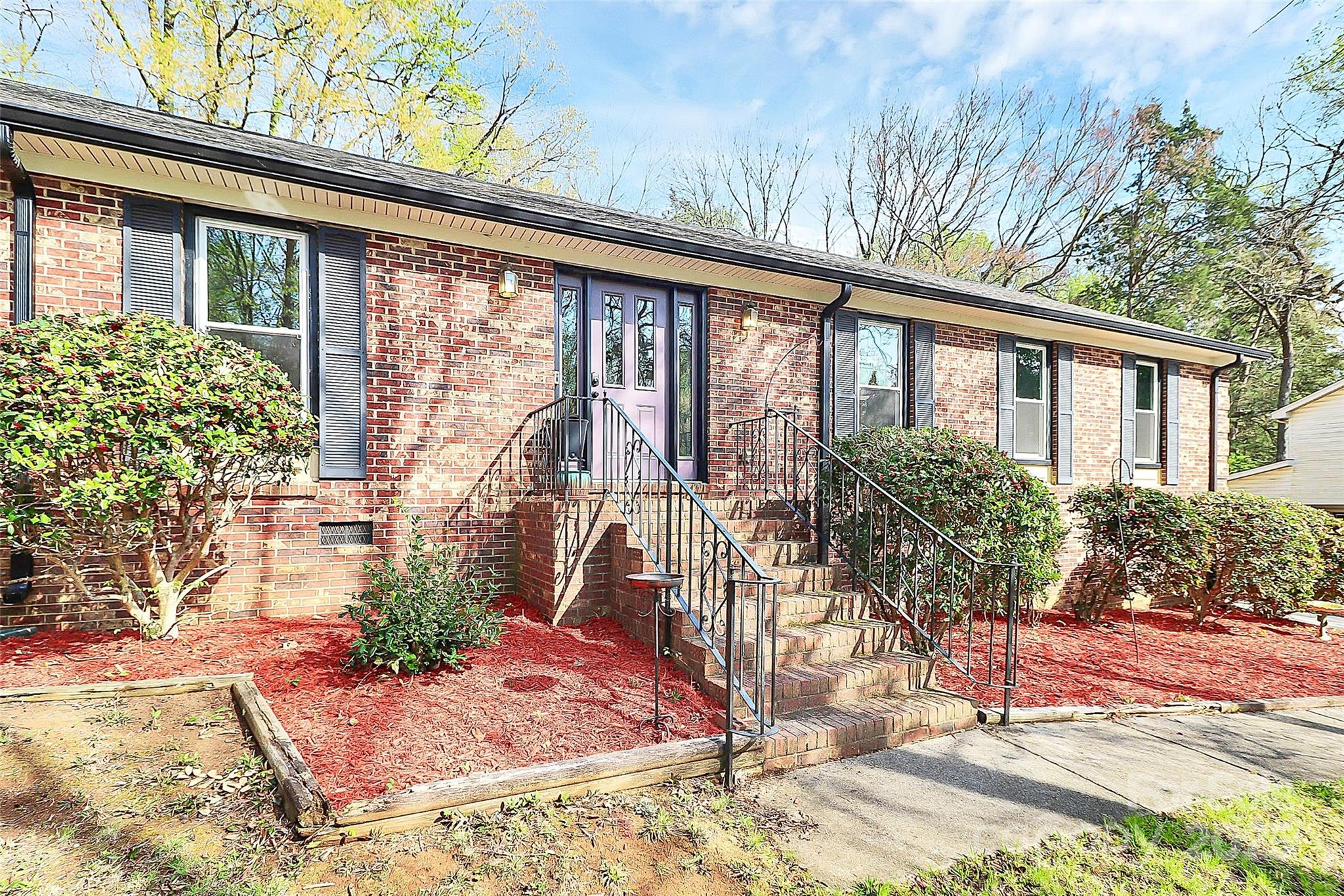 Autumnwood Real Estate Listings Main Image