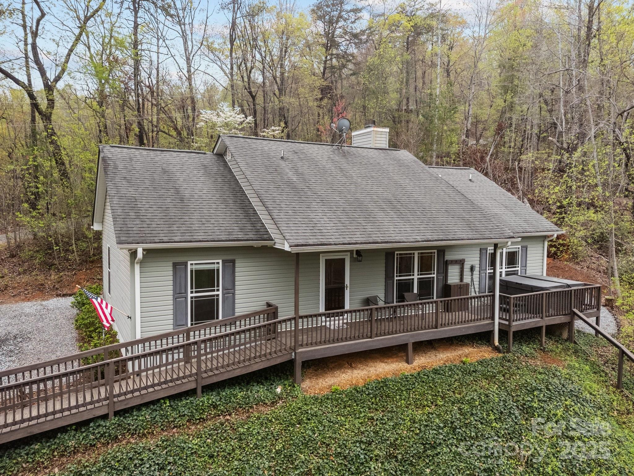 282 Ridgecrest Drive Property Photo