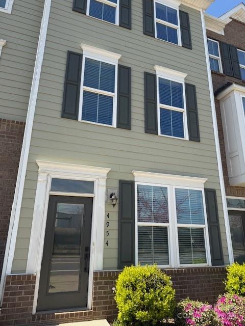 4954 Old Pineville Road Property Photo 1