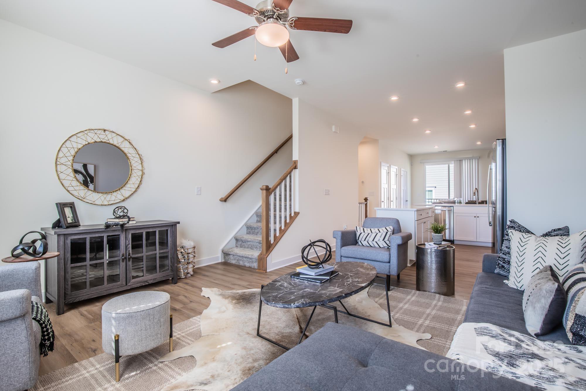 4954 Old Pineville Road Property Photo 2