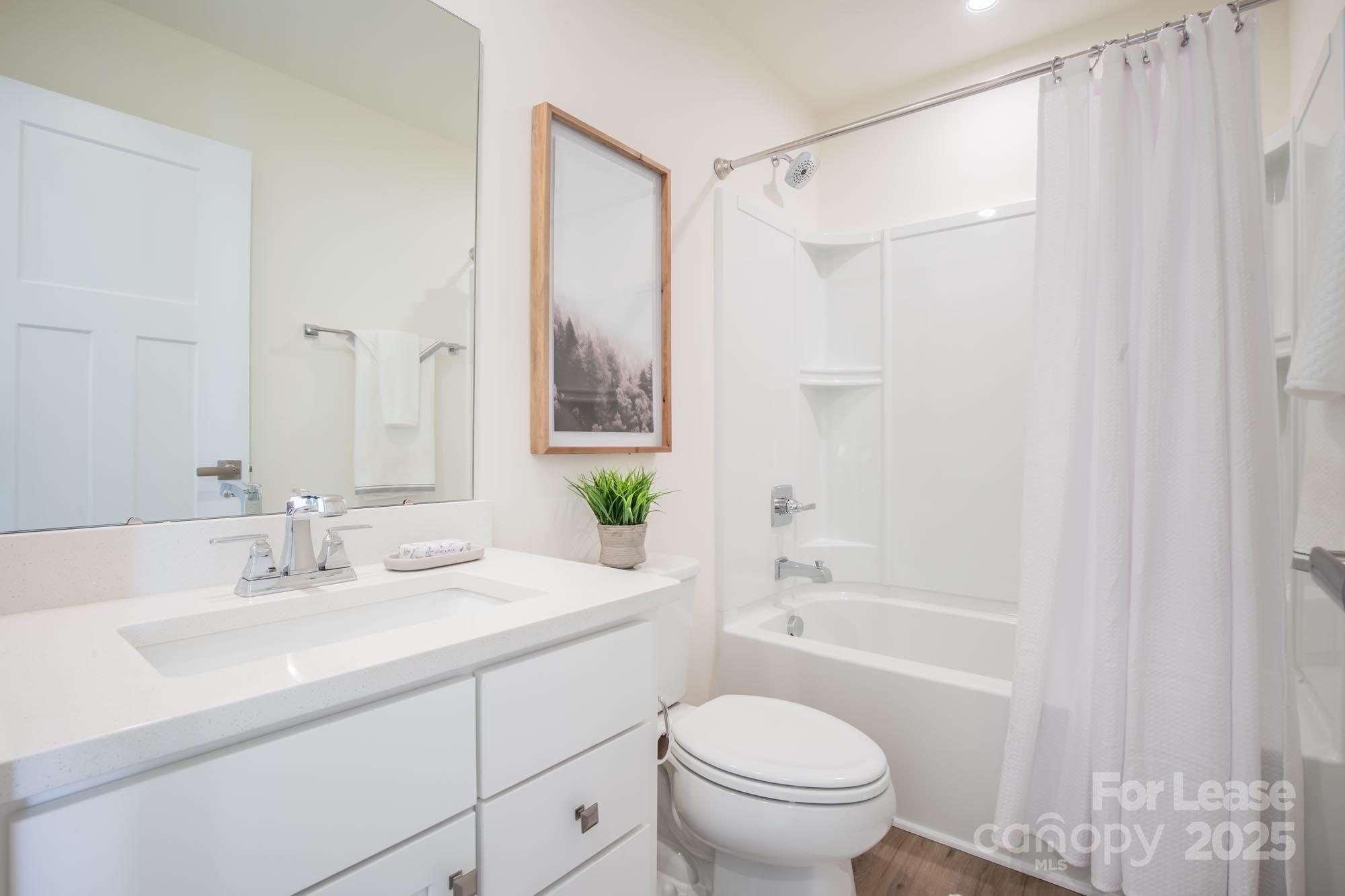 4954 Old Pineville Road Property Photo 12