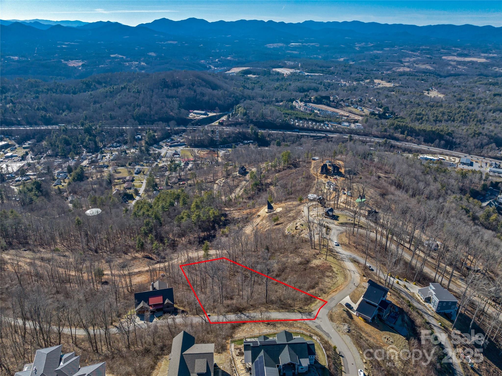 5 Soaring Hawk View 14 Property Photo 10