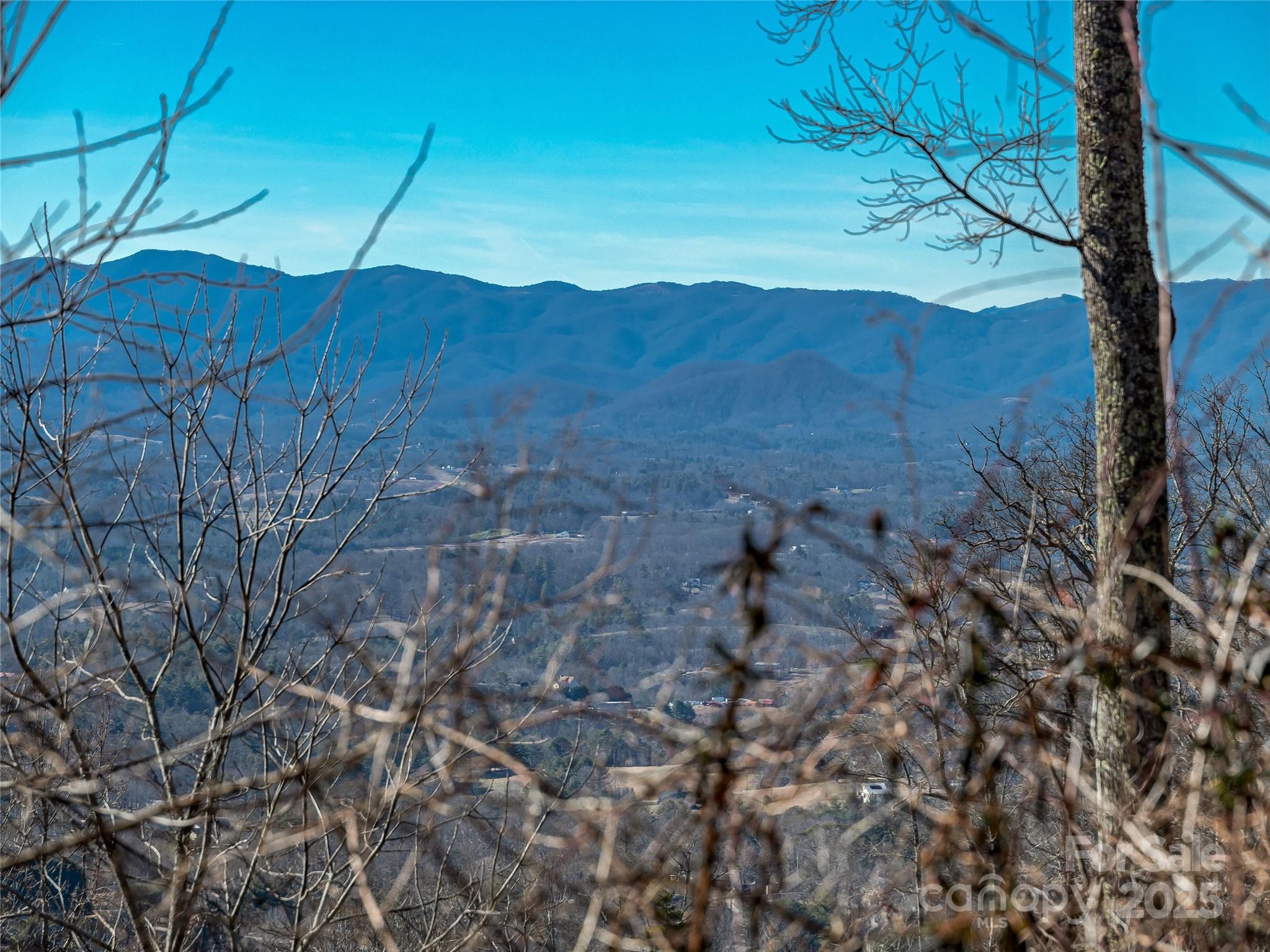 5 Soaring Hawk View 14 Property Photo 12