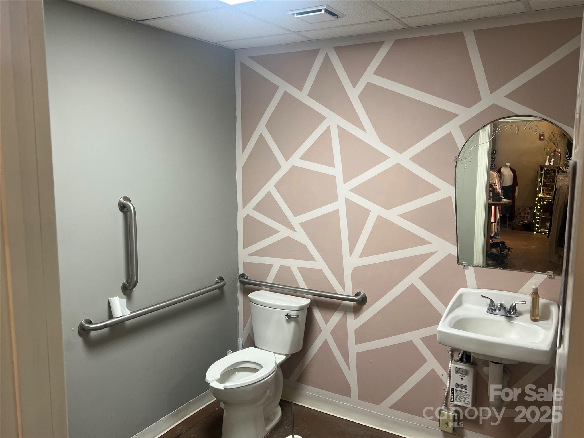 109 N Hayne Street Property Photo 20