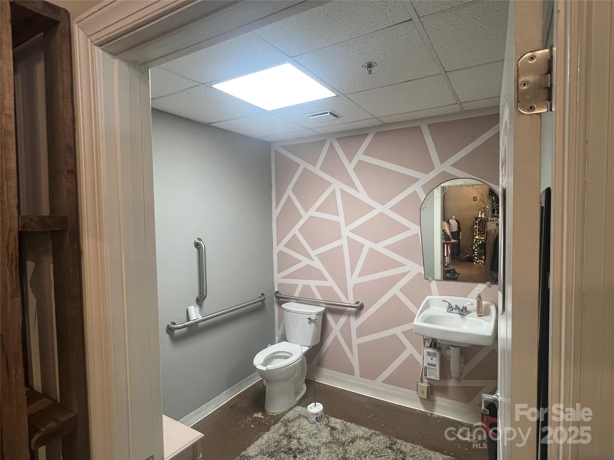 109 N Hayne Street Property Photo 21
