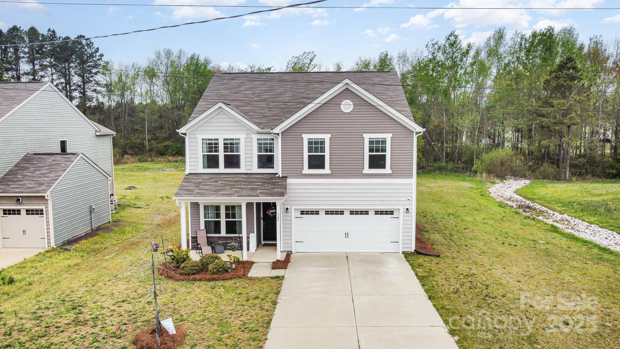 145 Amberly Circle Property Photo 1
