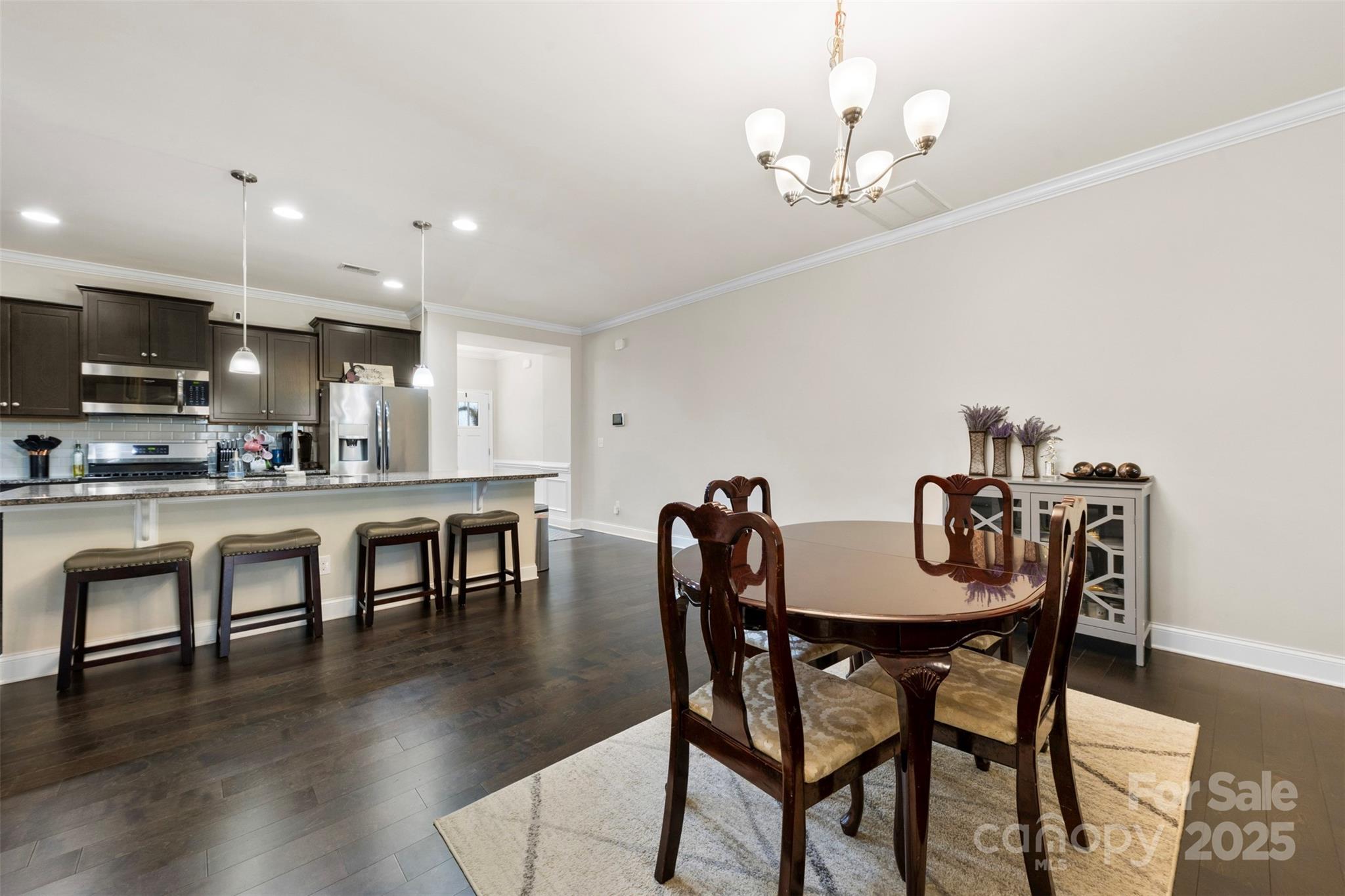 1212 Croft Drive Property Photo 6