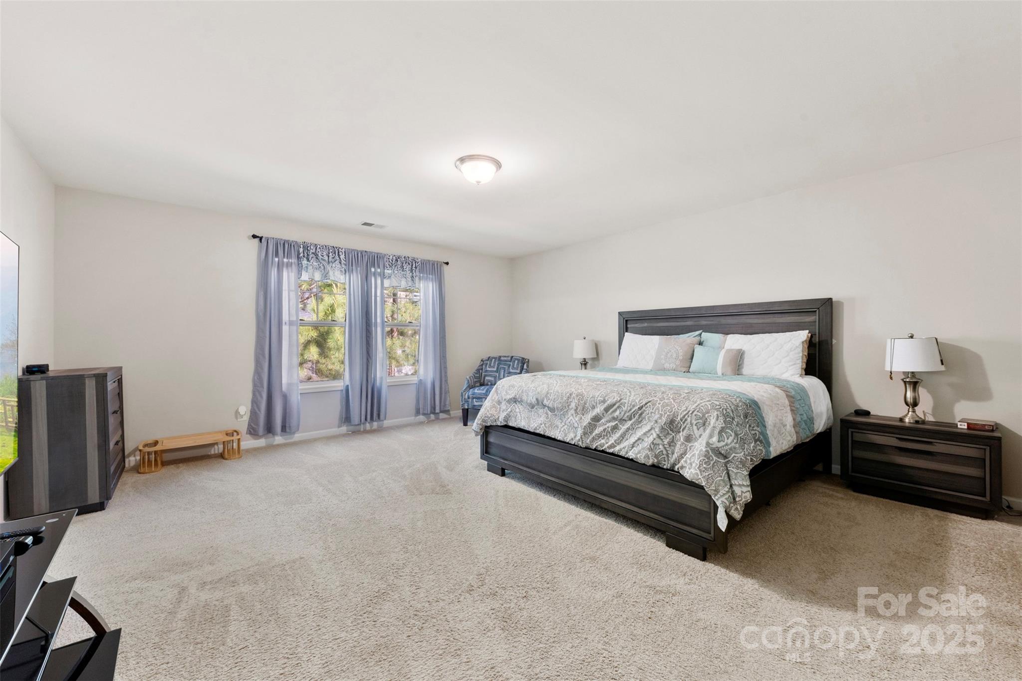 1212 Croft Drive Property Photo 15