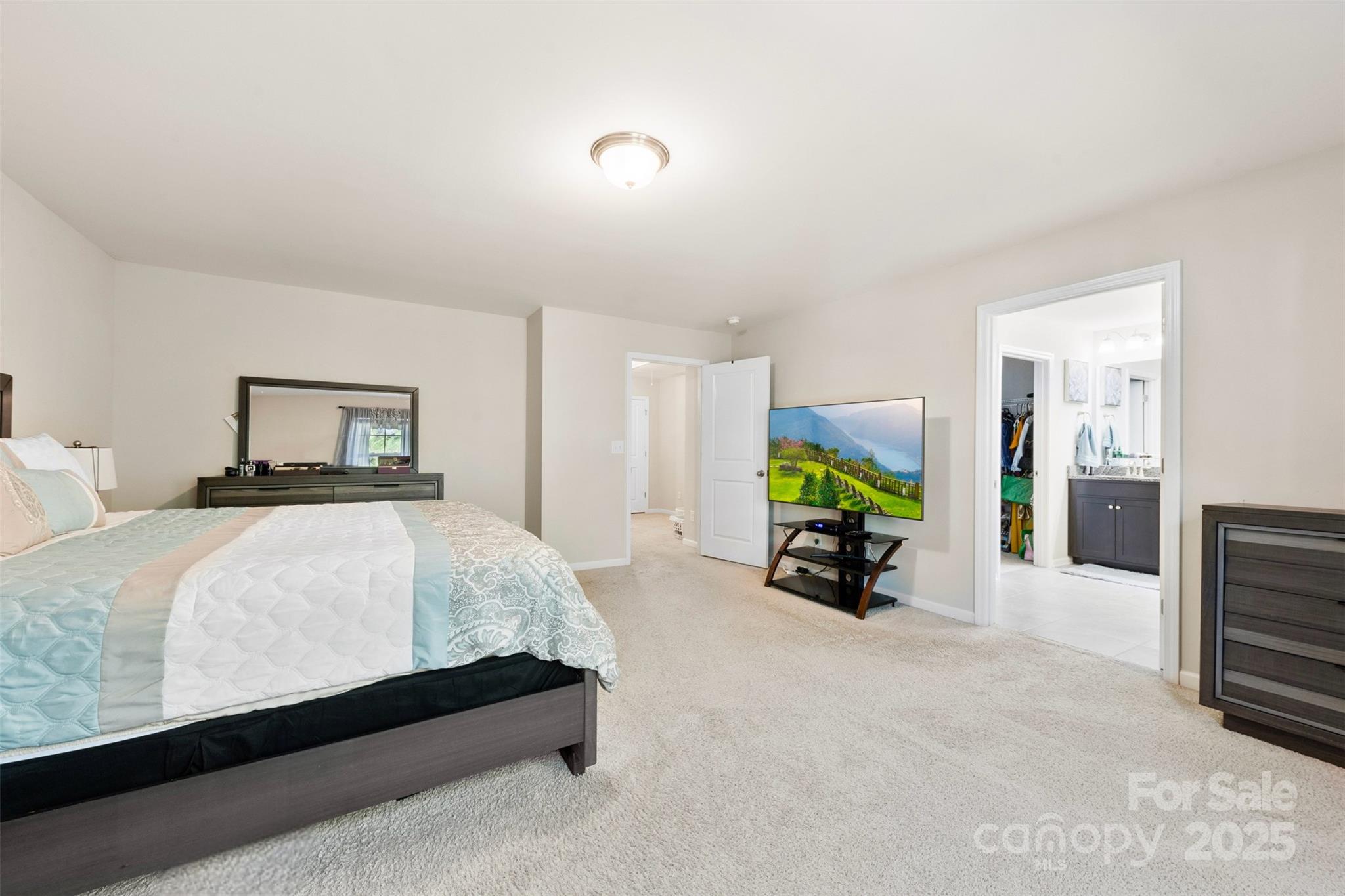 1212 Croft Drive Property Photo 16