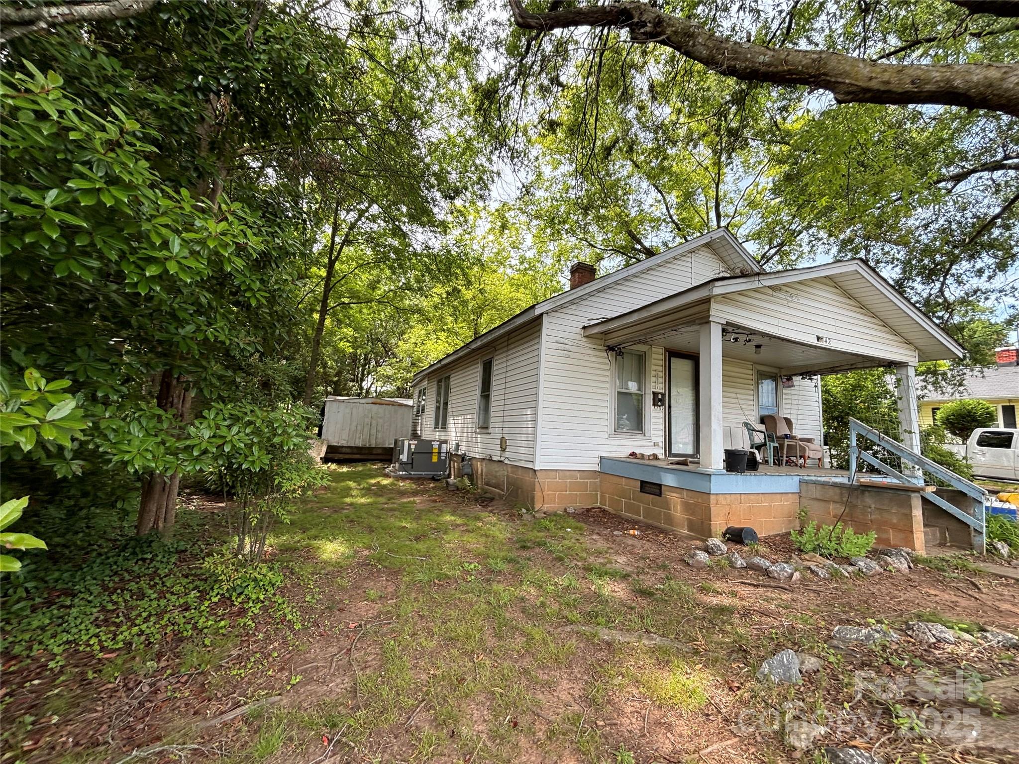 142 26th Street Property Photo