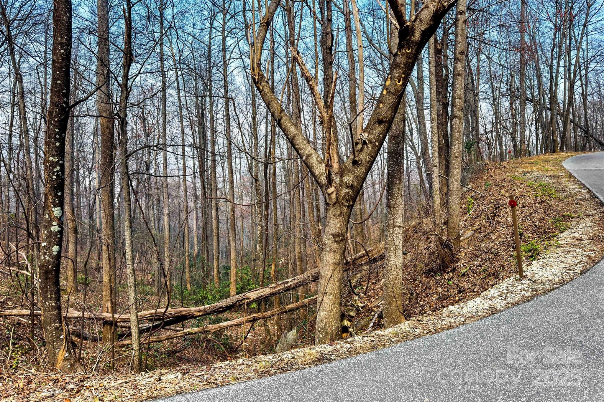 1099 Mitchell View Drive 915/915a Property Photo 18