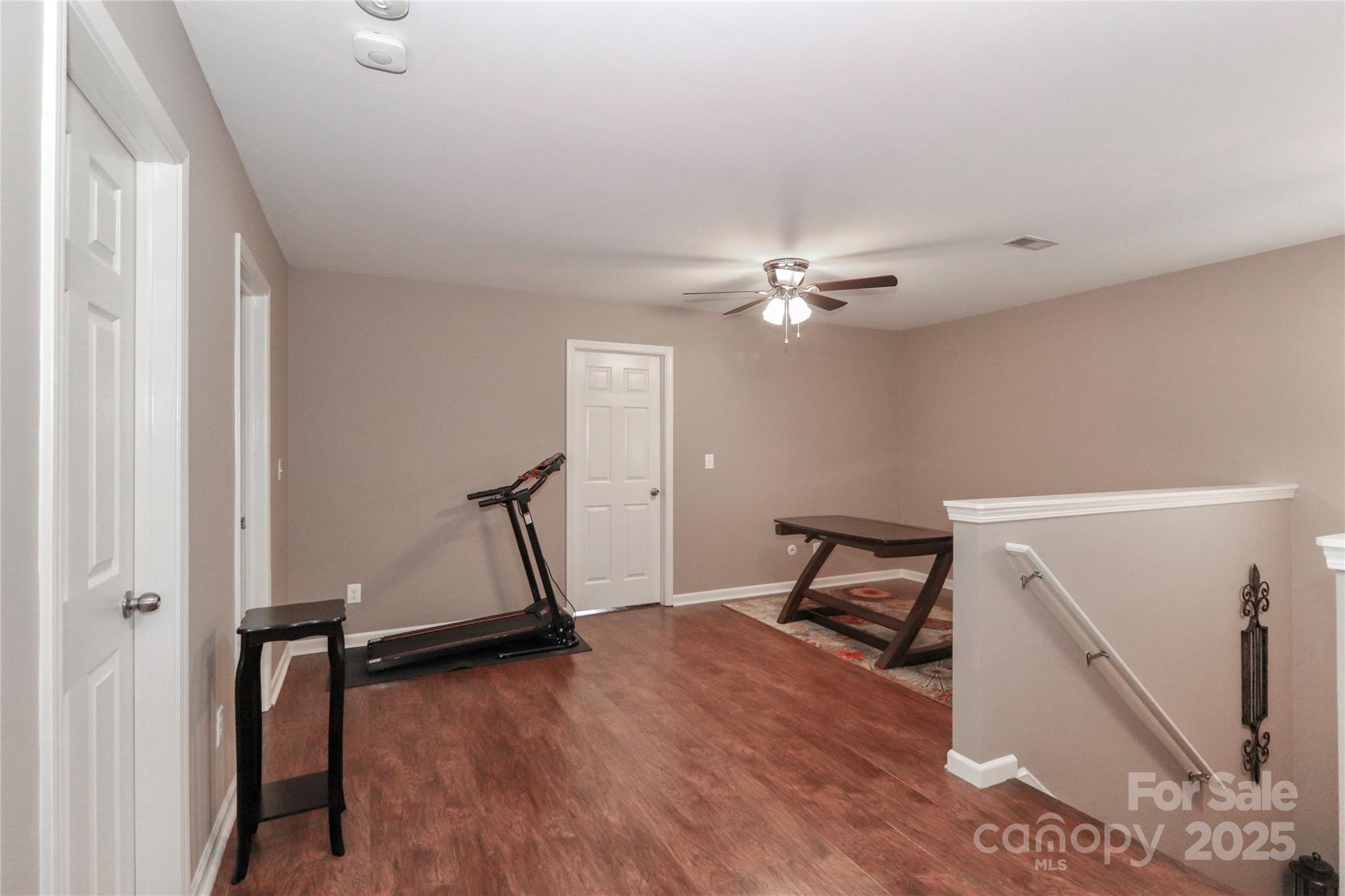 1135 Valley Street Property Photo 27