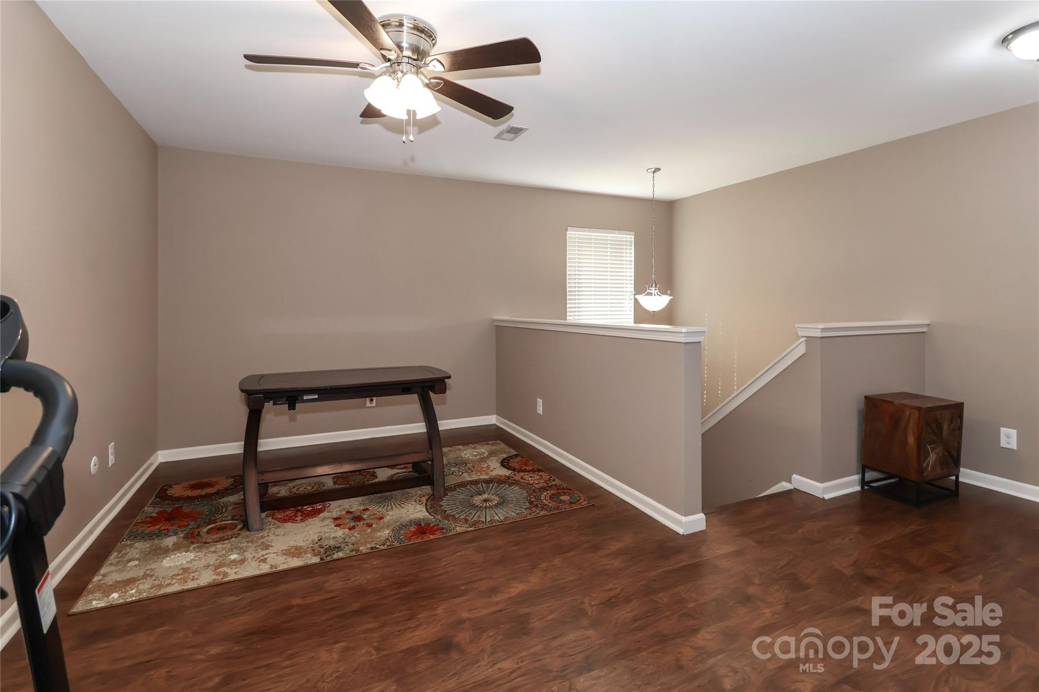 1135 Valley Street Property Photo 28