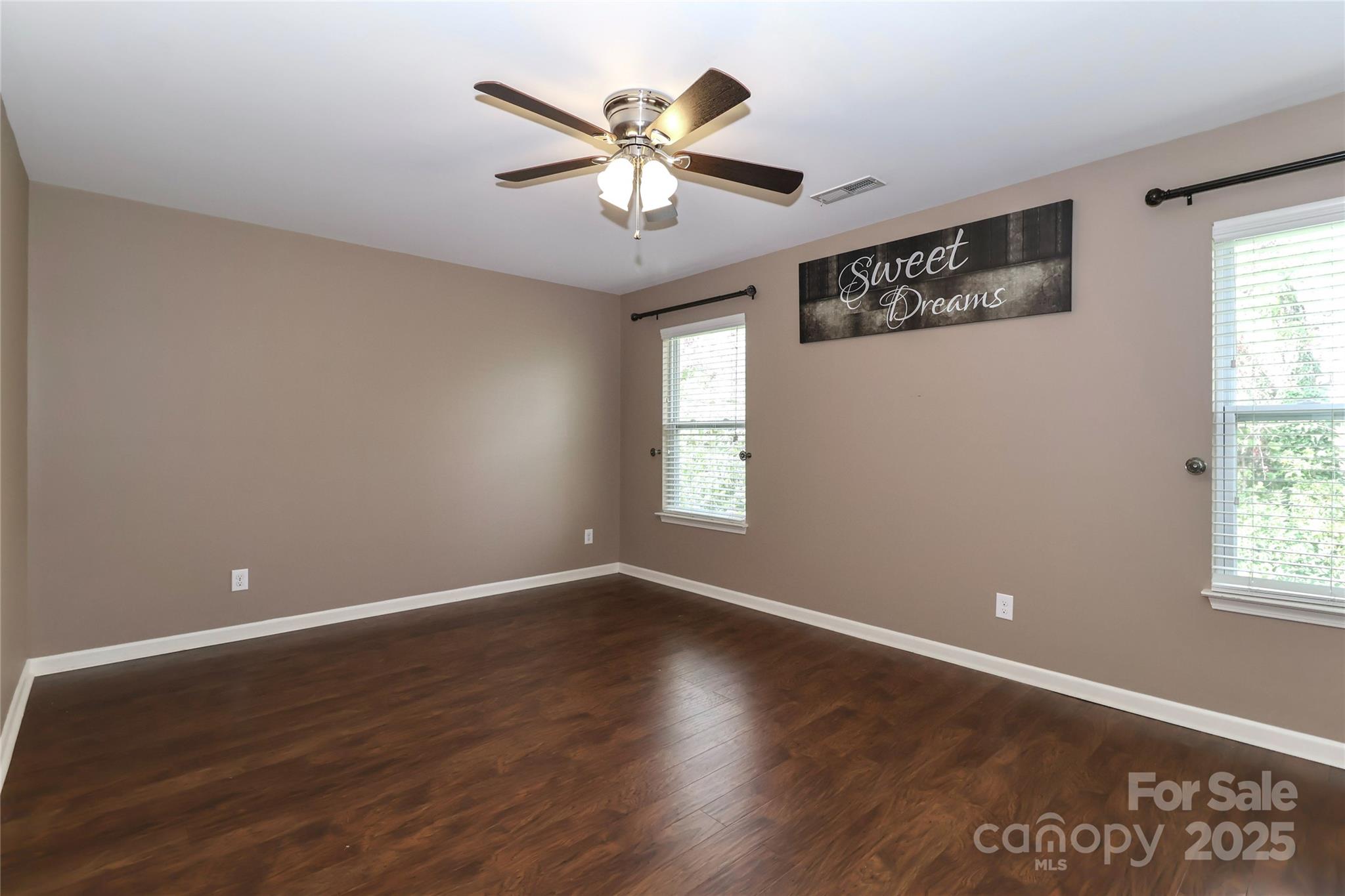 1135 Valley Street Property Photo 30
