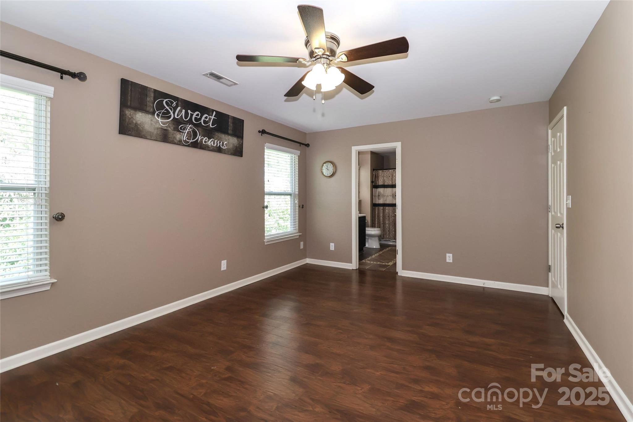 1135 Valley Street Property Photo 31