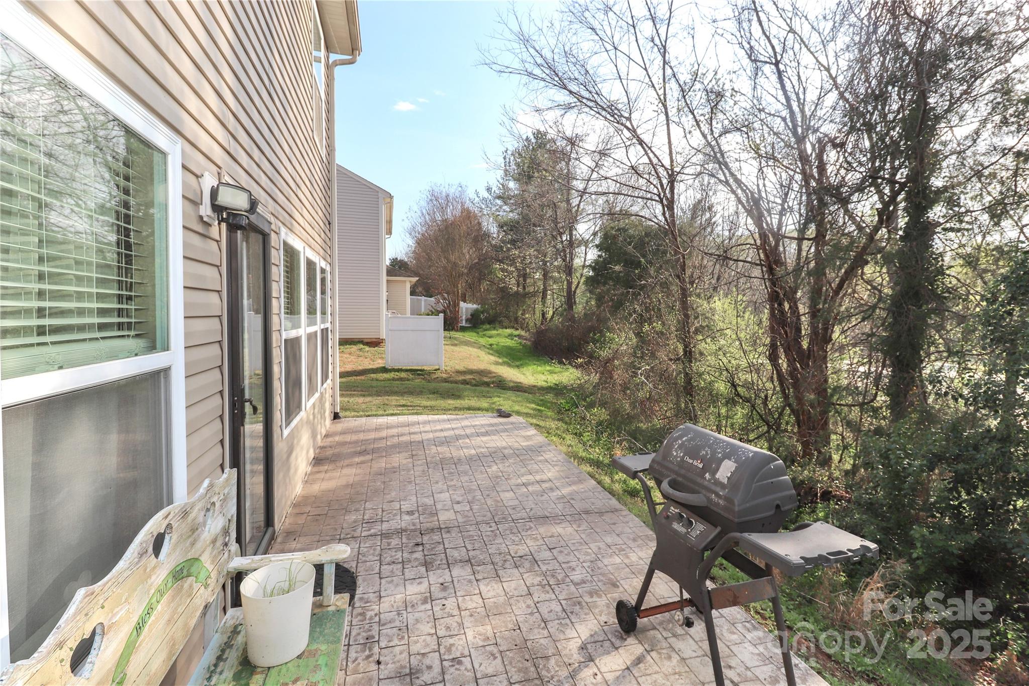 1135 Valley Street Property Photo 41