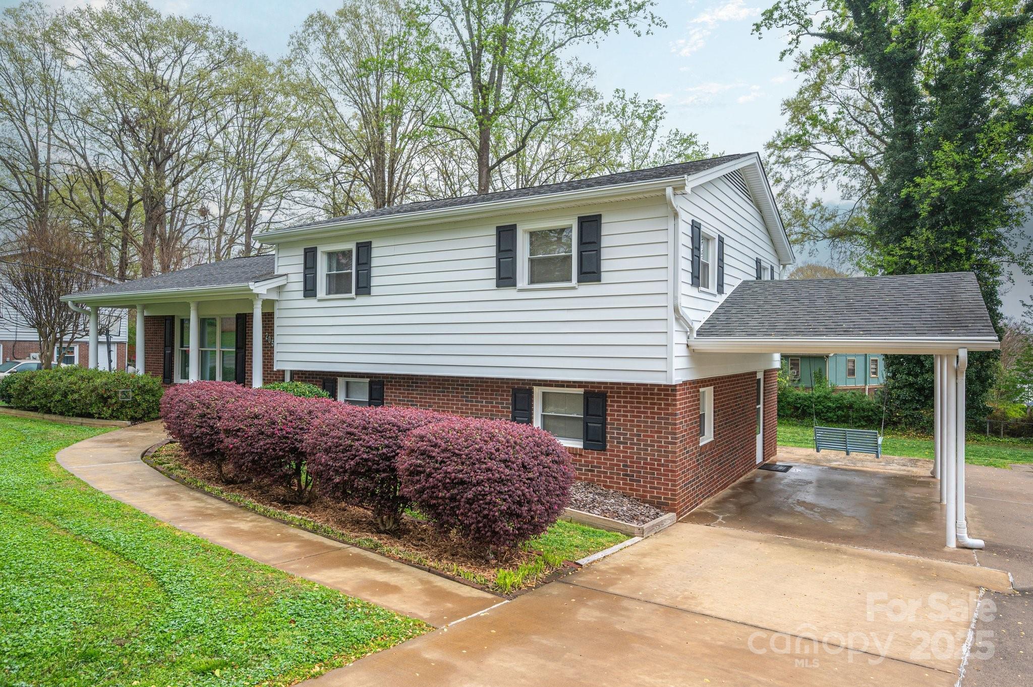 205 Gamble Avenue Property Photo 4