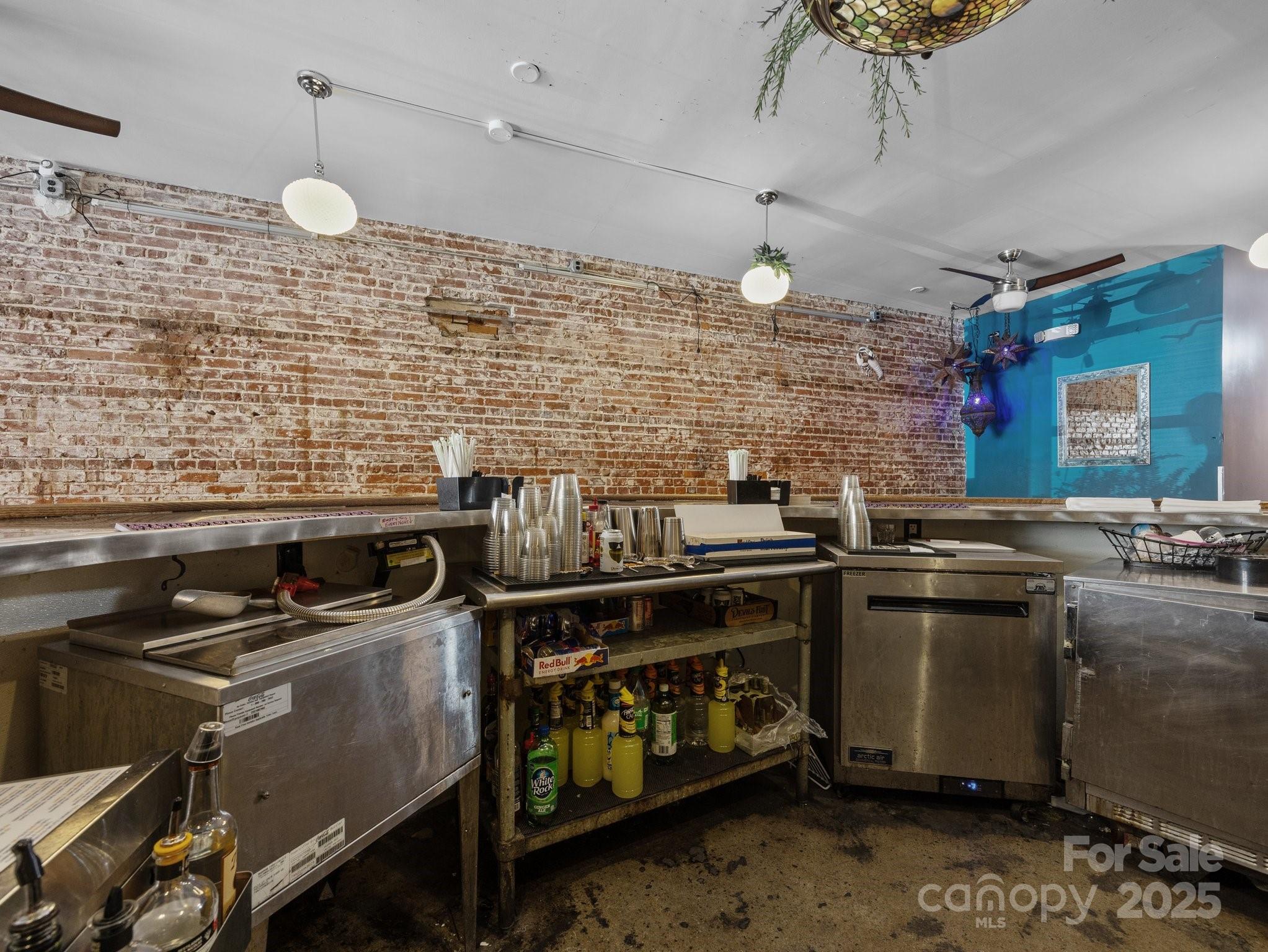 111 Broadway Street 1 Property Photo 20