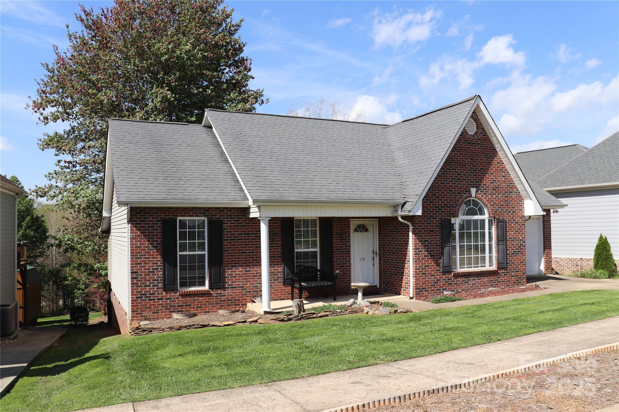 118 Hill Street Property Photo