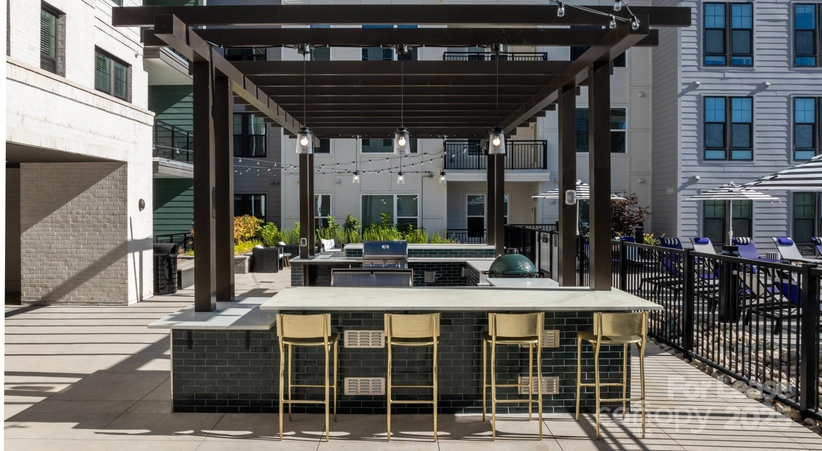 2408 South Boulevard B2 Property Photo 12