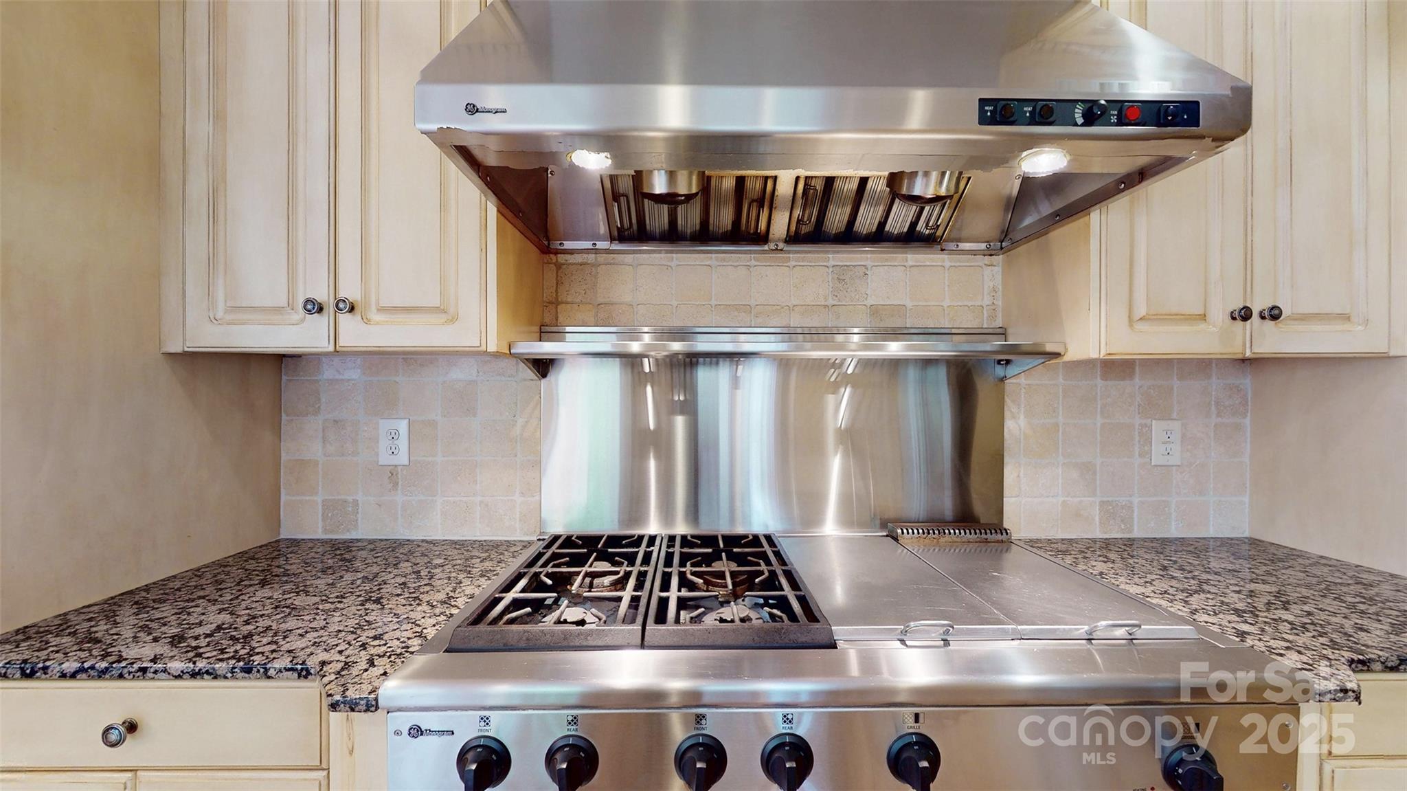 6108 Mcilwaine Road Property Photo 32