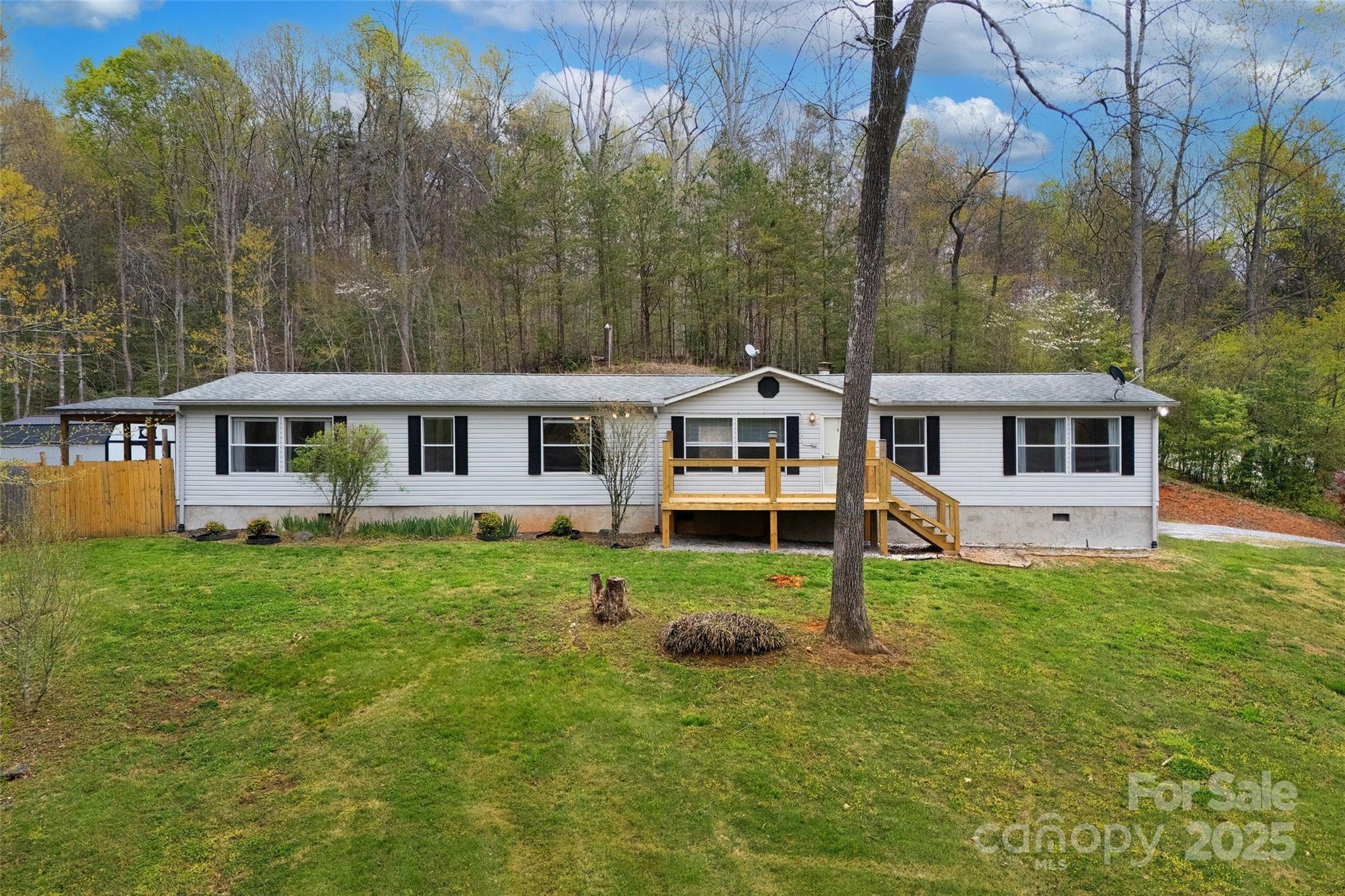 279 Henry Mccall Road Property Photo