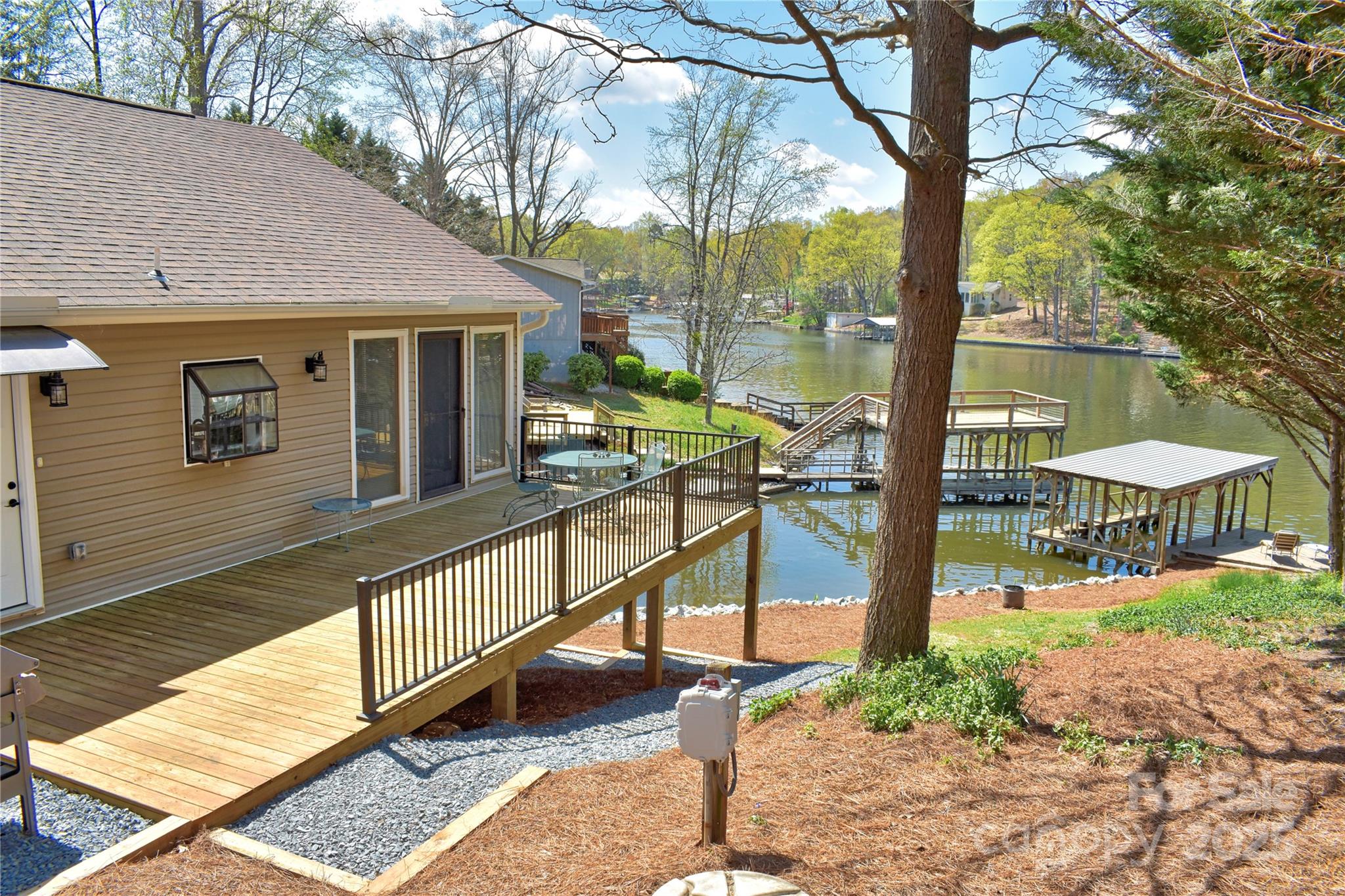 458 Pinehaven Drive Property Photo