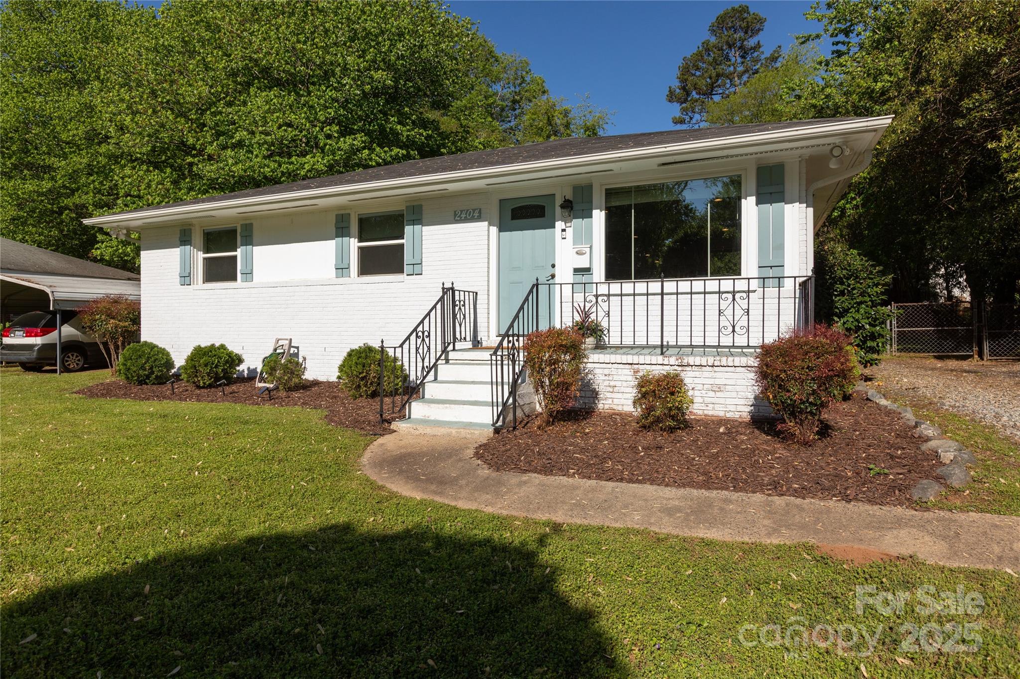 2404 Finchley Drive Property Photo