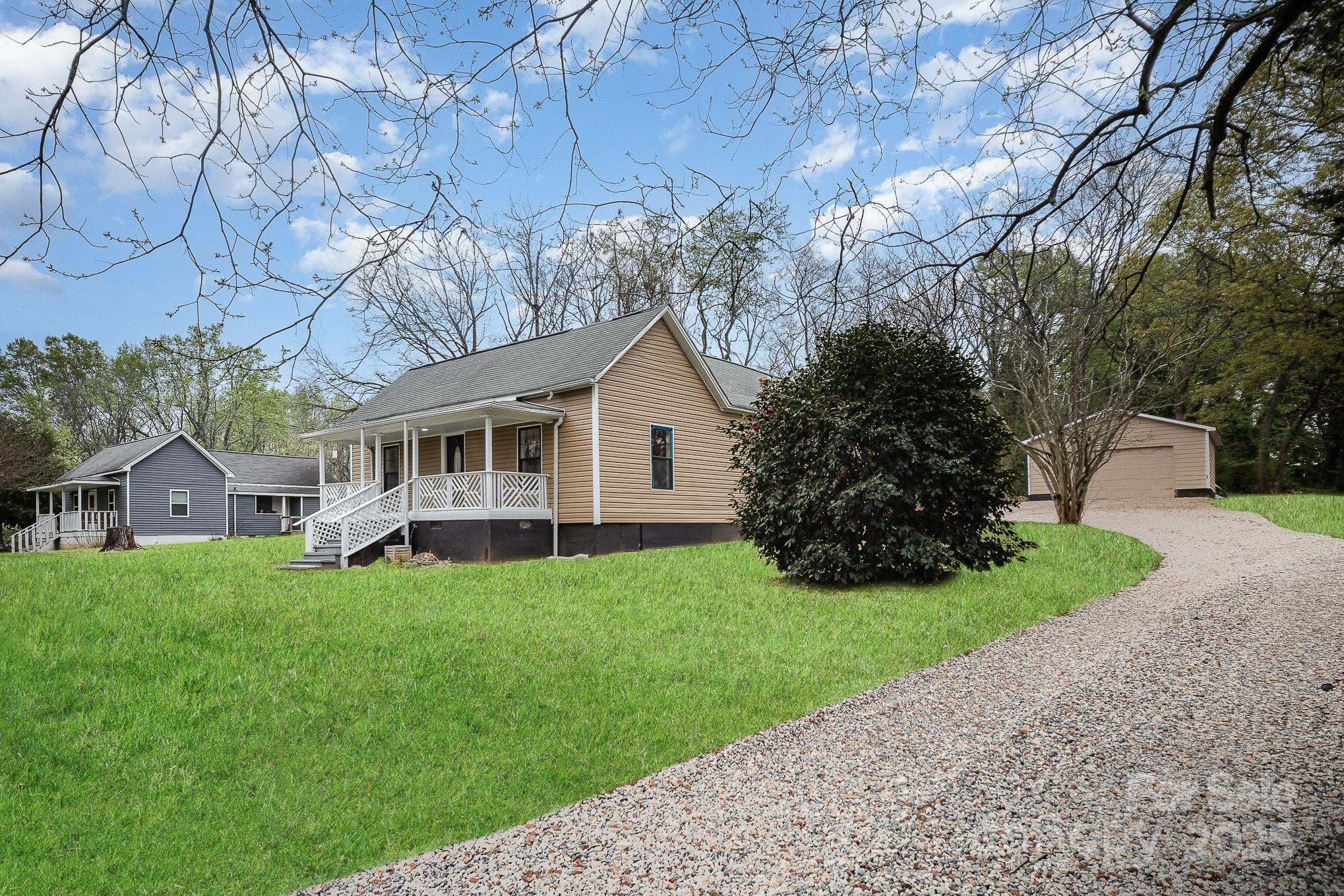 308 Birch Street Property Photo 1