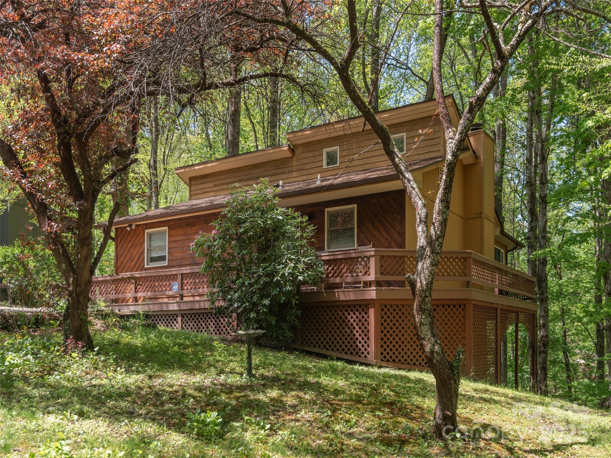 120 Blue Jay Loop Property Photo