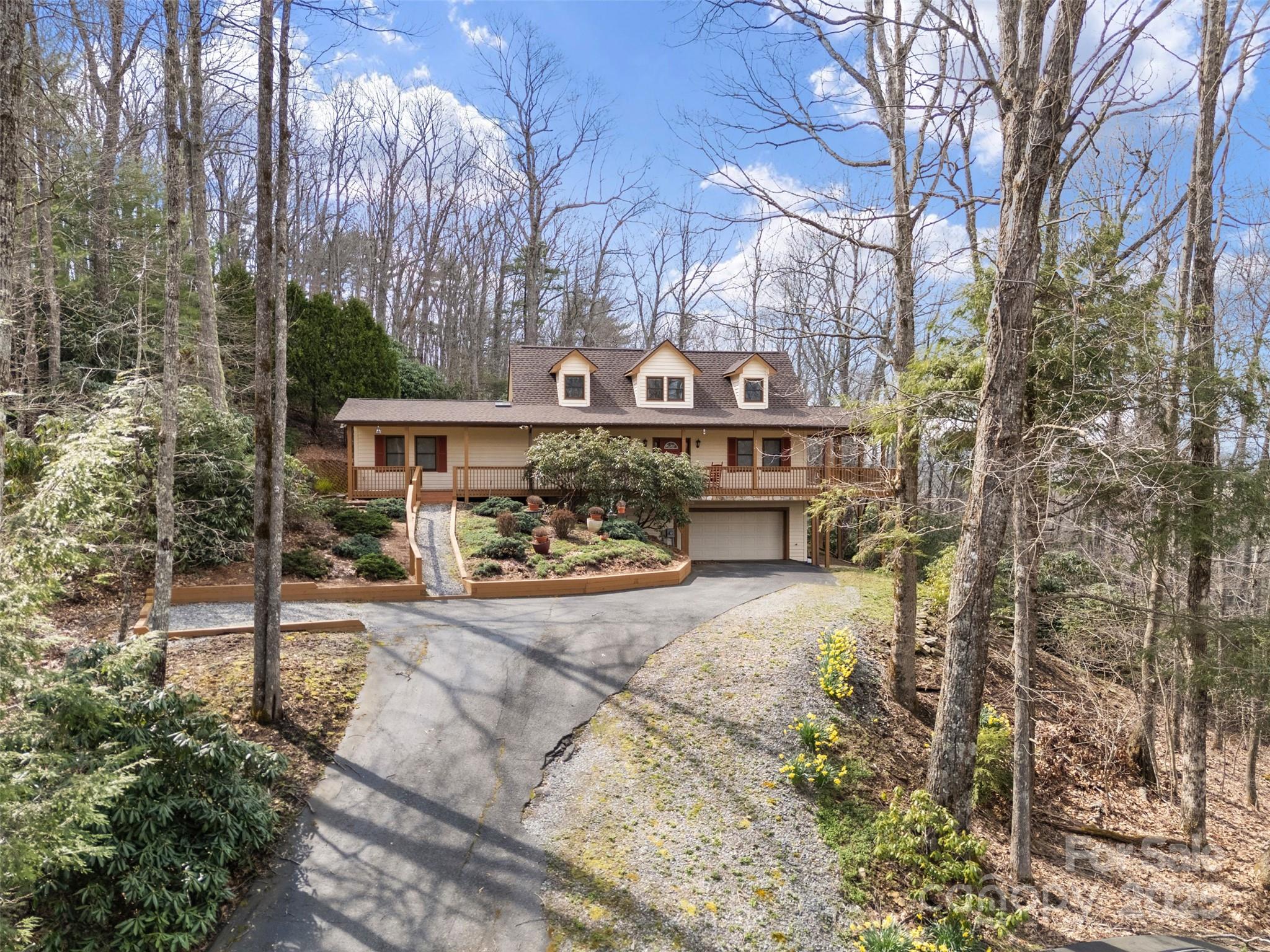 376 Deerfield Forest Parkway Property Photo