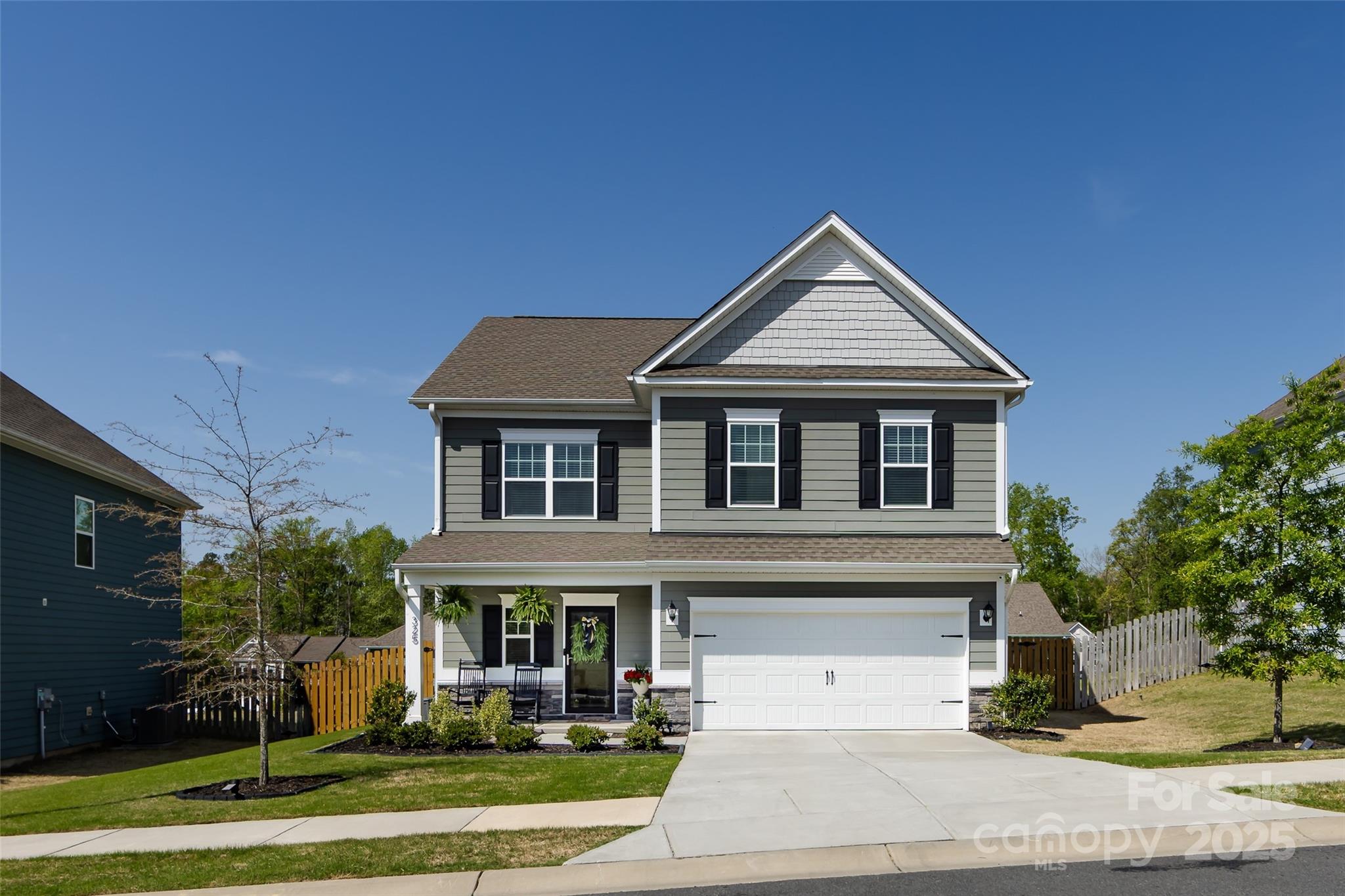 325 Crandon Road Property Photo