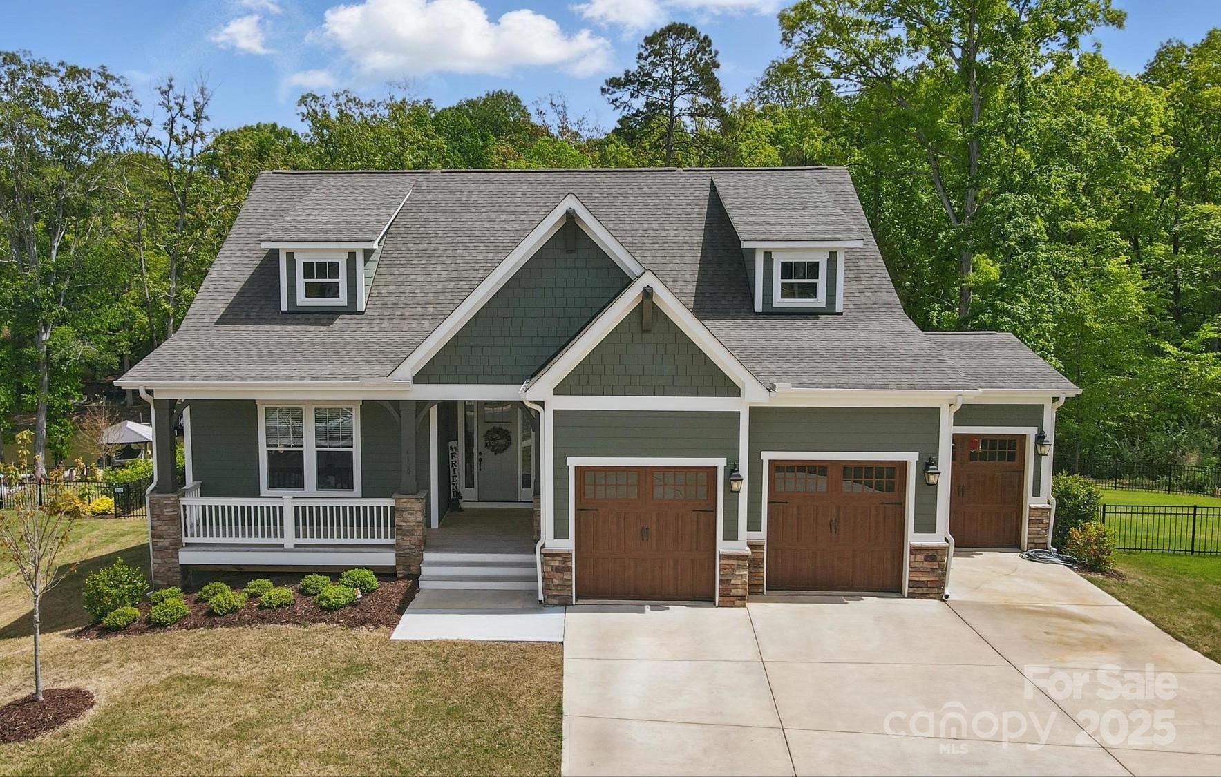 4120 Spring Cove Way Property Photo
