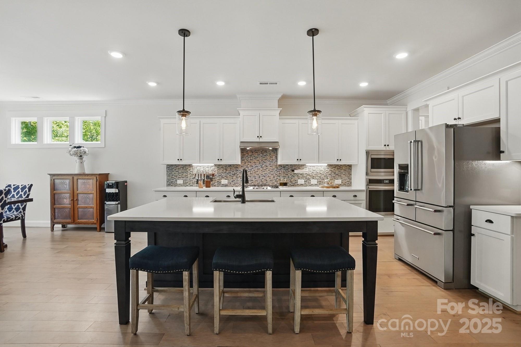 4120 Spring Cove Way Property Photo 11