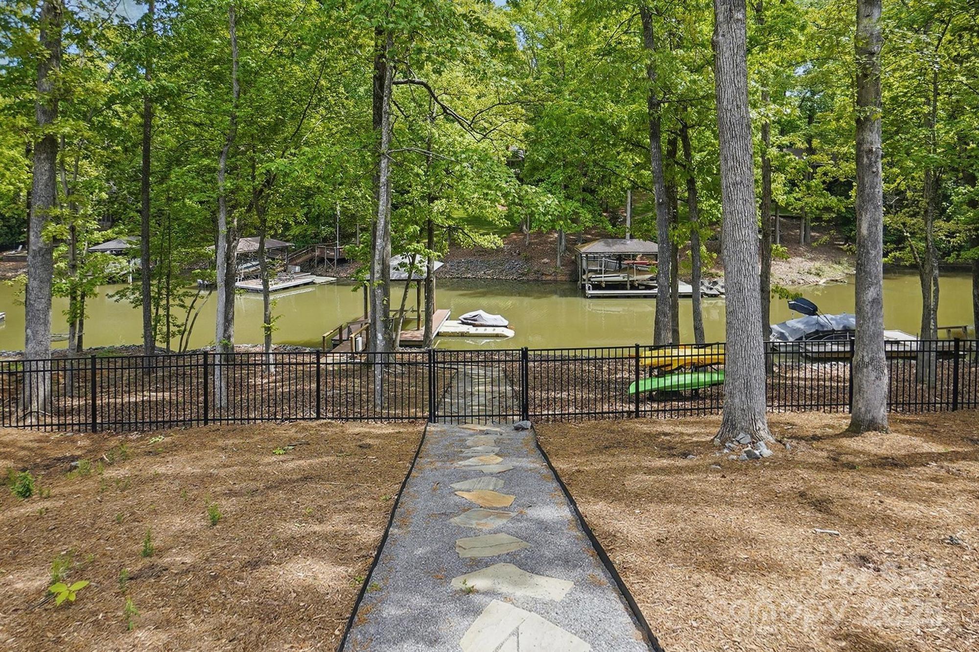 4120 Spring Cove Way Property Photo 37