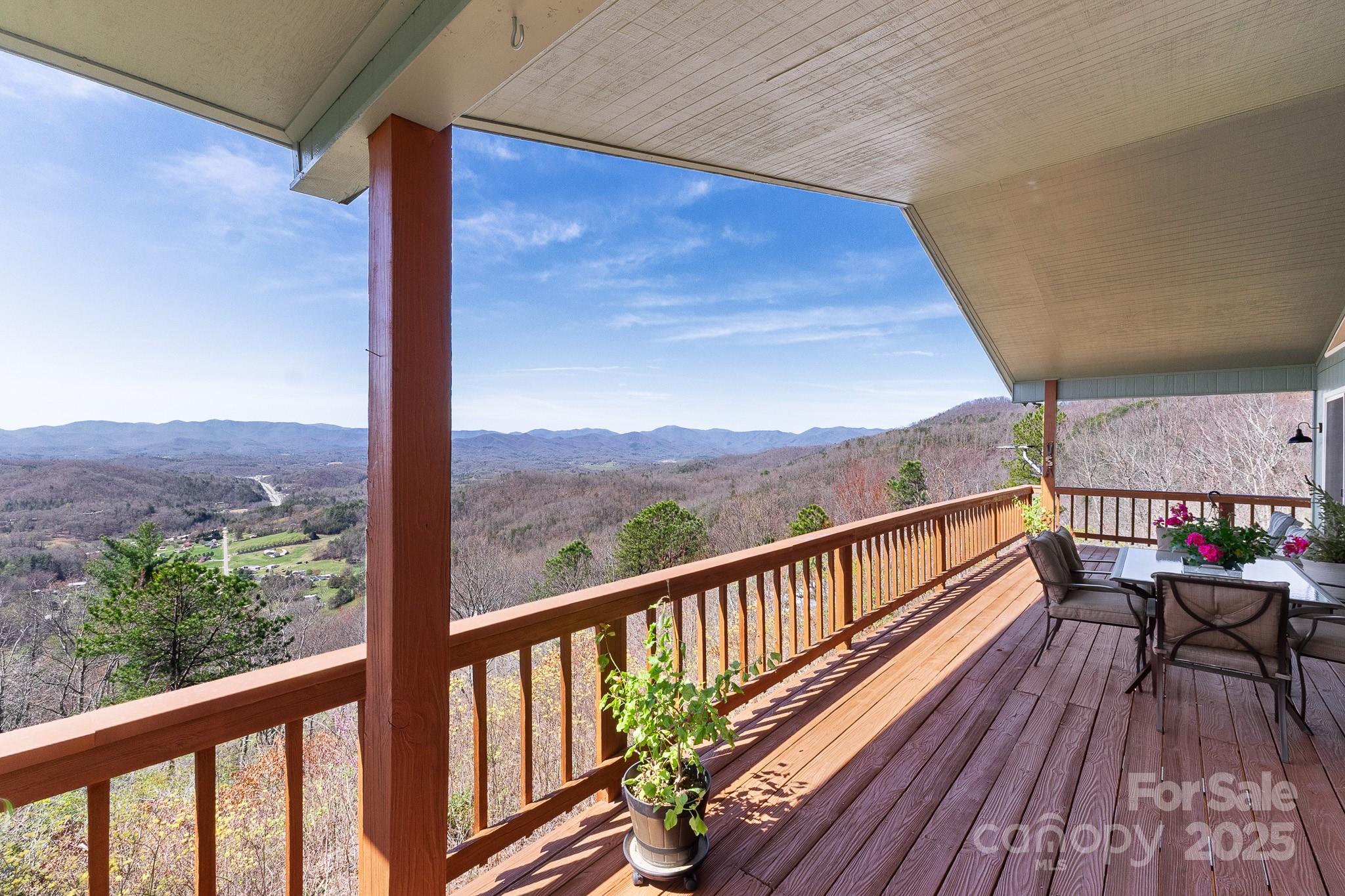 727 Chinquapin Mountain Road Property Photo
